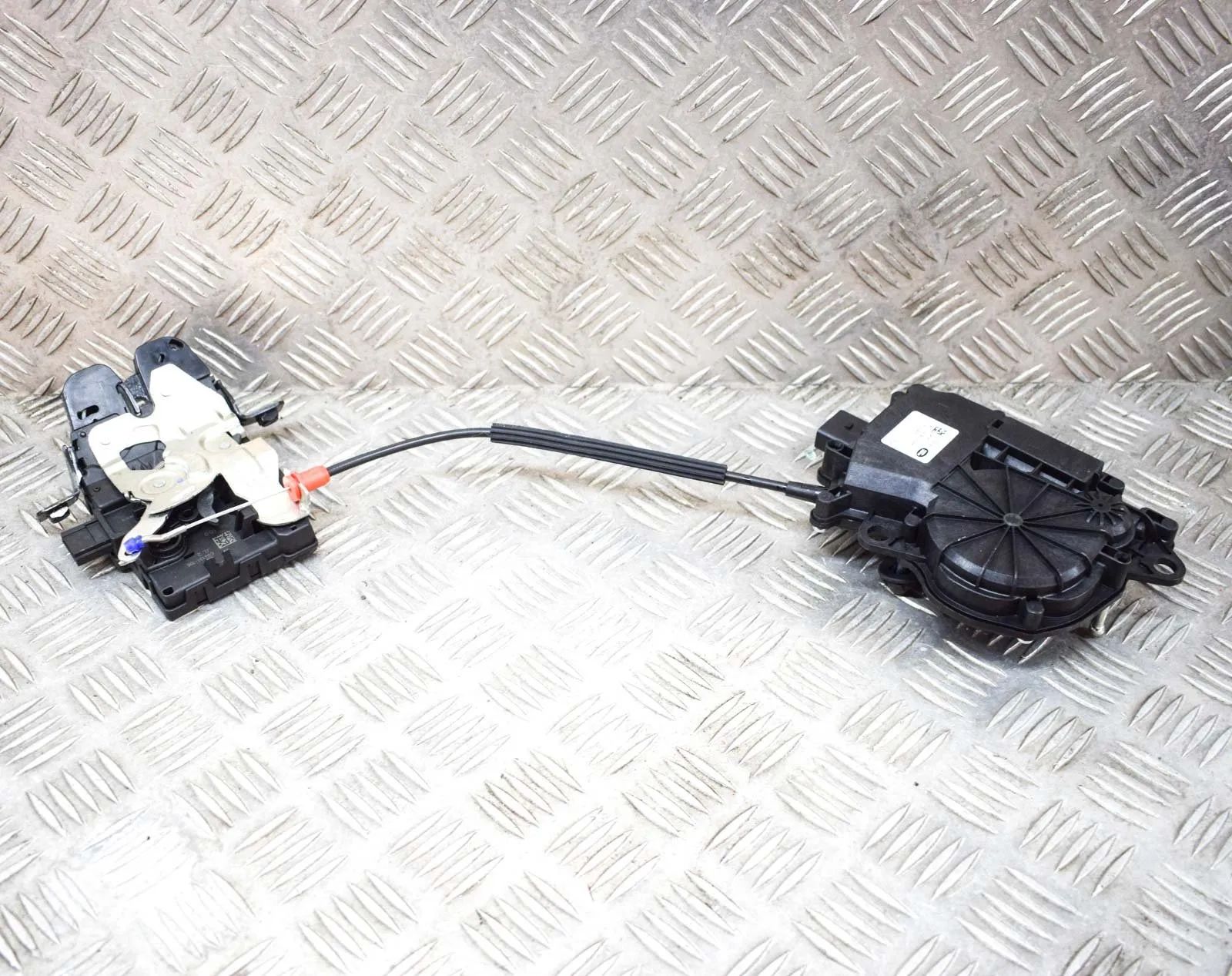 Jaguar I-Pace Tailgate Boot Lock