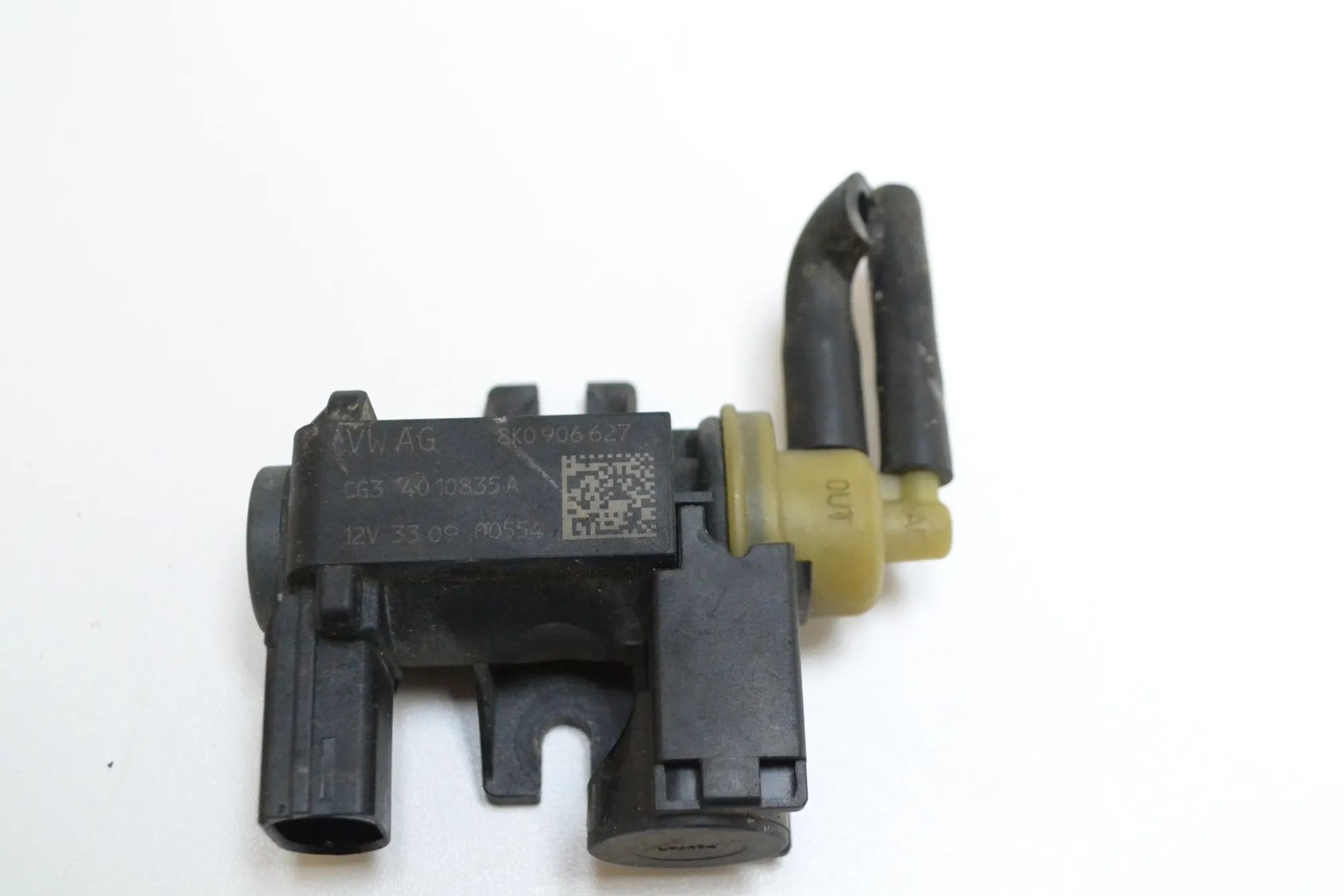 Audi A4 (B8) Solenoid valve Solenoid Valve — AUDI A4 (8K2, B8) (2007-2015) ...