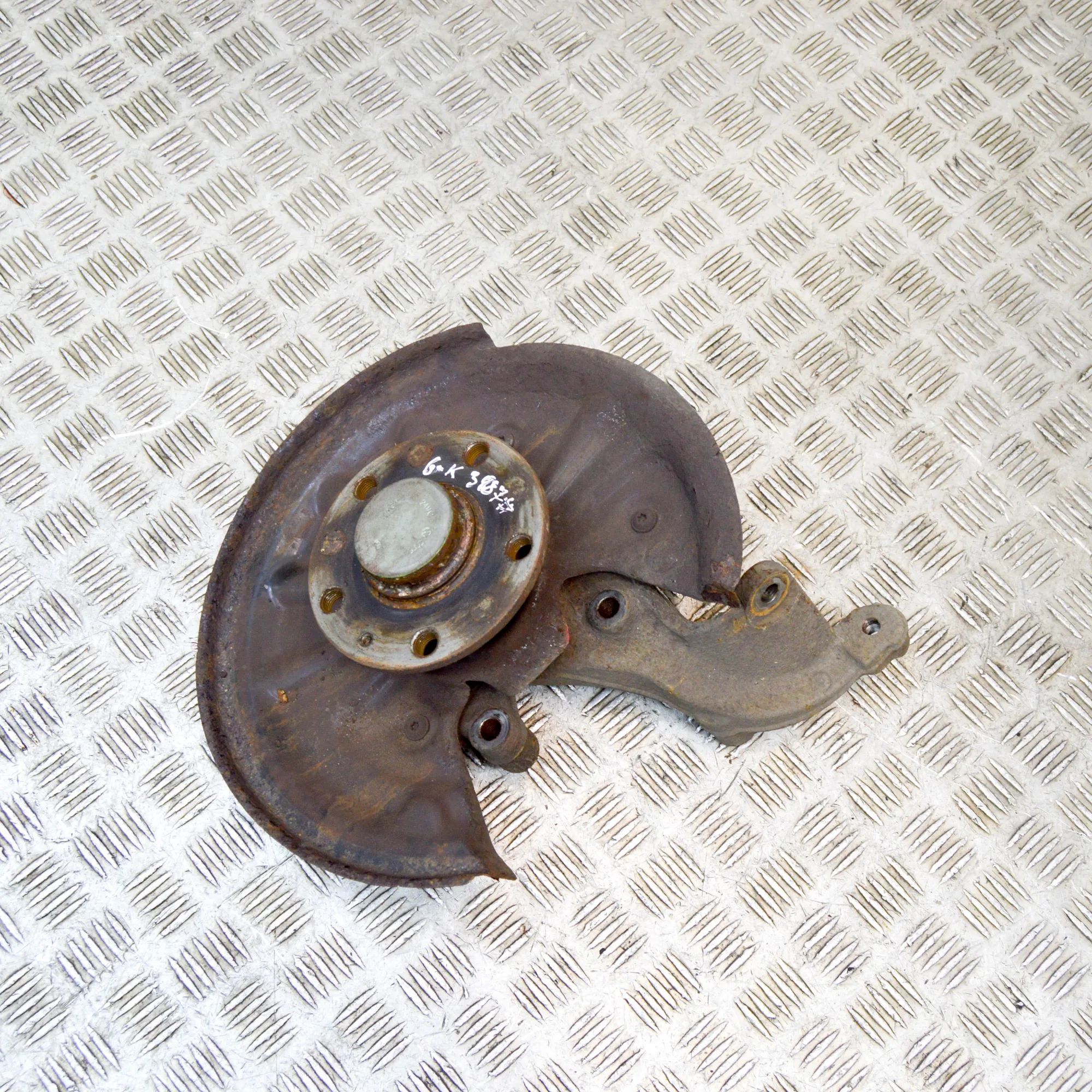 Volkswagen Golf 7 Rear Left Wheel Hub Spindle Rear Left Wheel Hub Spindle — VW GOLF (VII 5G1,...