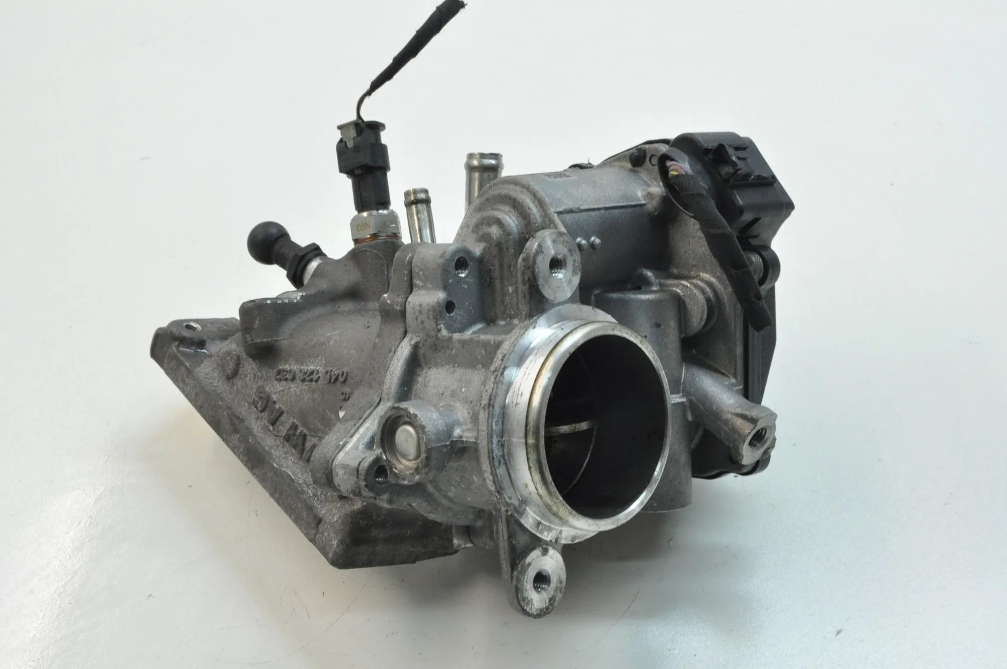 Volkswagen Golf 7 EGR Valve EGR valve — VW GOLF (VII 5G1, BQ1, BE1, BE2) (2...
