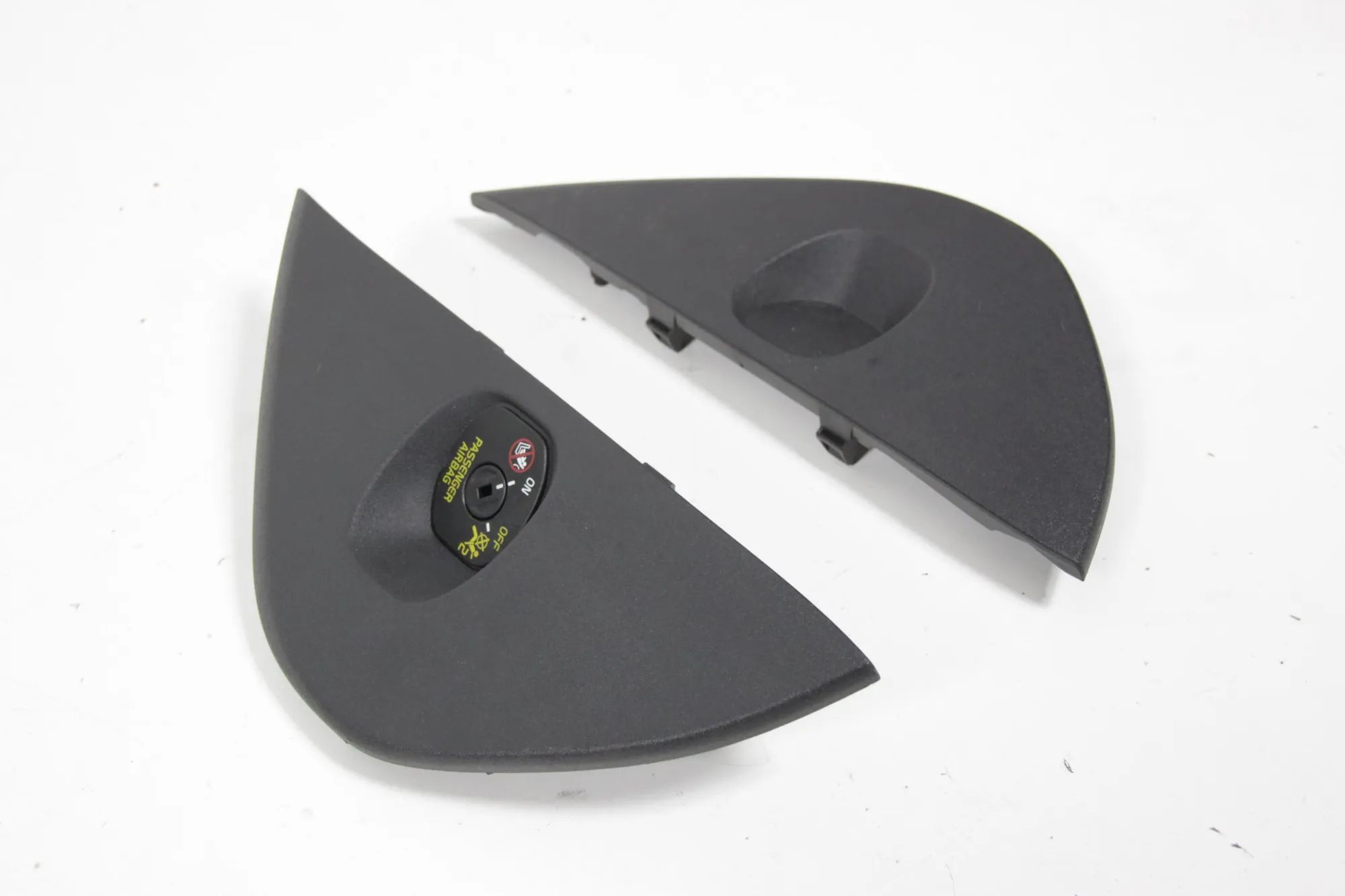 Volvo XC60 Other Interior Parts Other Interior Parts — VOLVO XC60 (2008-2017) —...