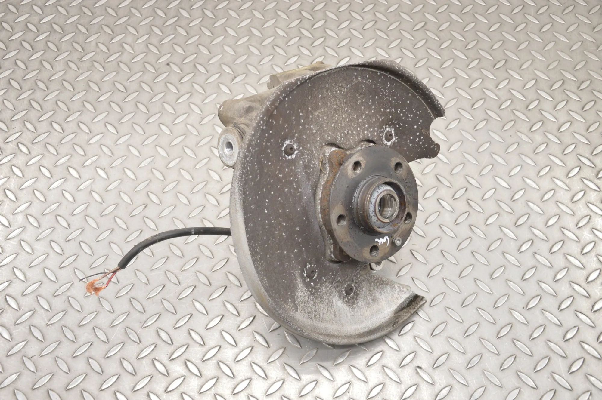 Audi A7 (4G) Rear Left Wheel Hub Spindle Rear Left Wheel Hub Spindle — AUDI A7 (Sportbac...