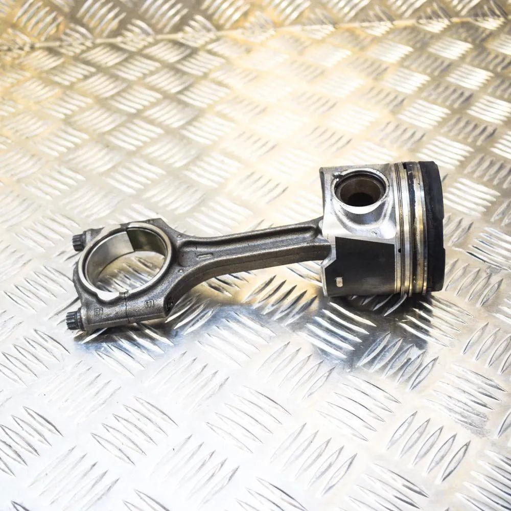 Volvo V70 Piston Piston — VOLVO V70 (III BW) (2007-2016) — 86315...