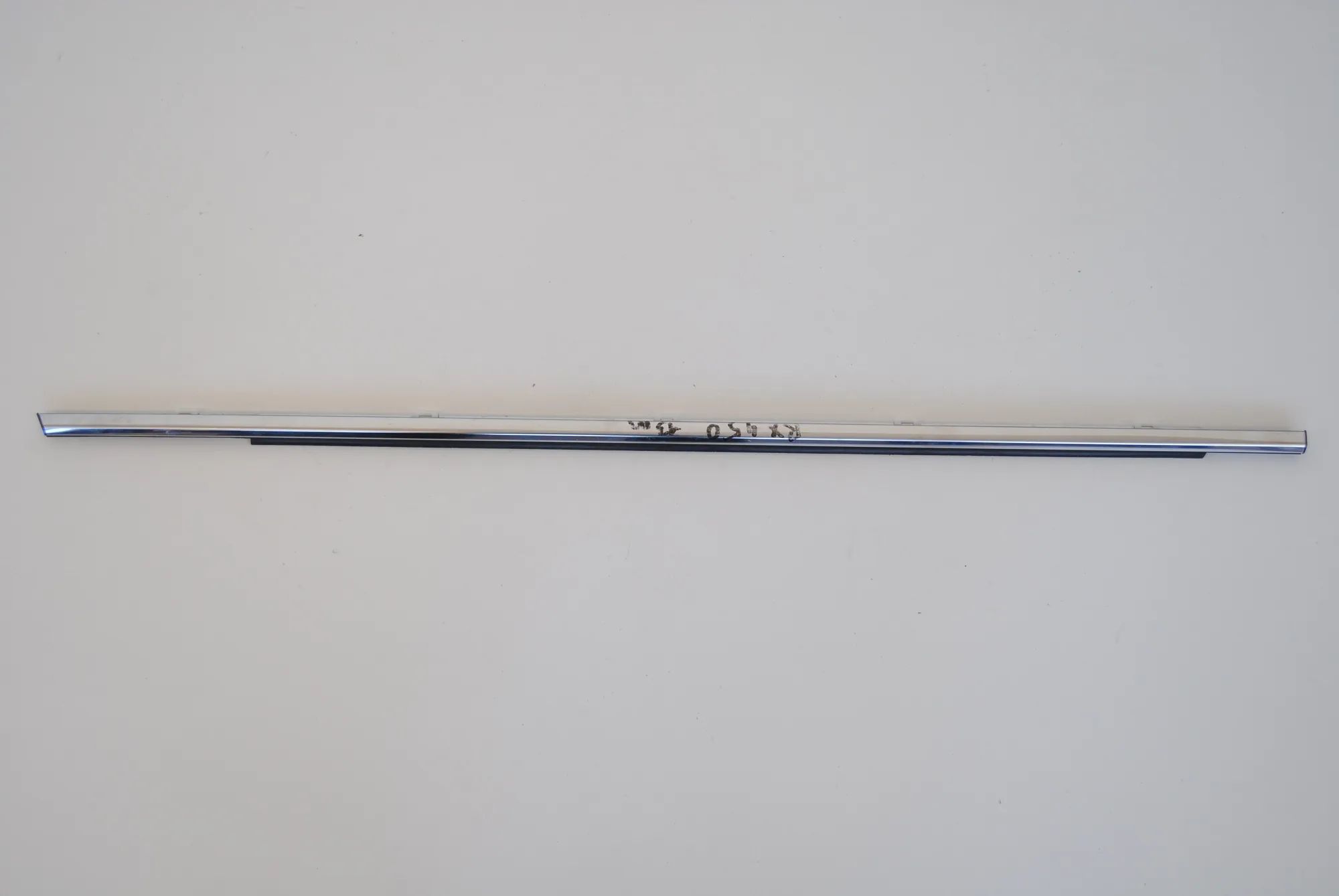 Lexus RX Door window strip — rear left Door window strip — rear left — LEXUS RX (_L1_)...