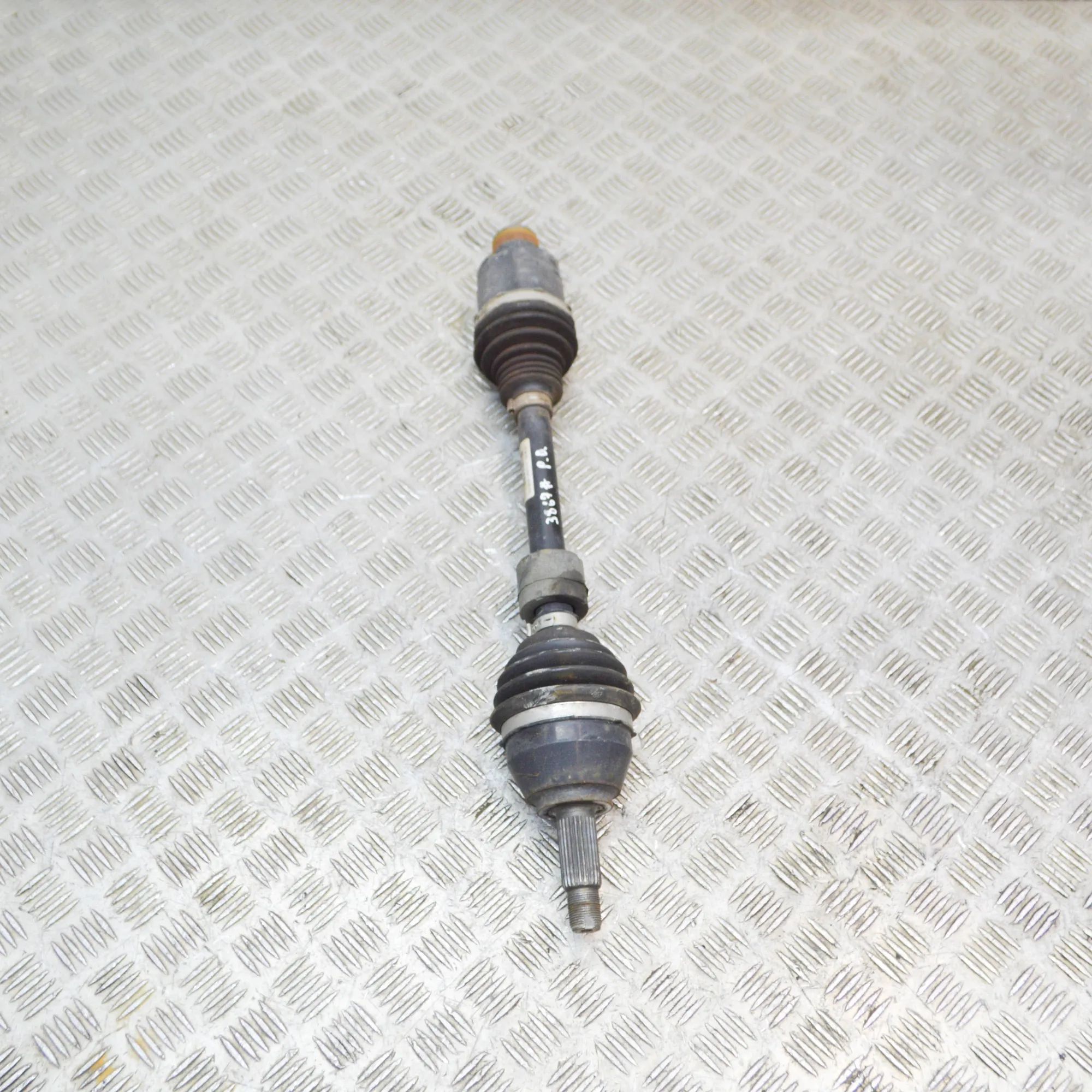 Mini Countryman, Paceman (R60 / R61) Front Right Driveshaft Front Right Driveshaft — MINI COUNTRYMAN (R60) ...