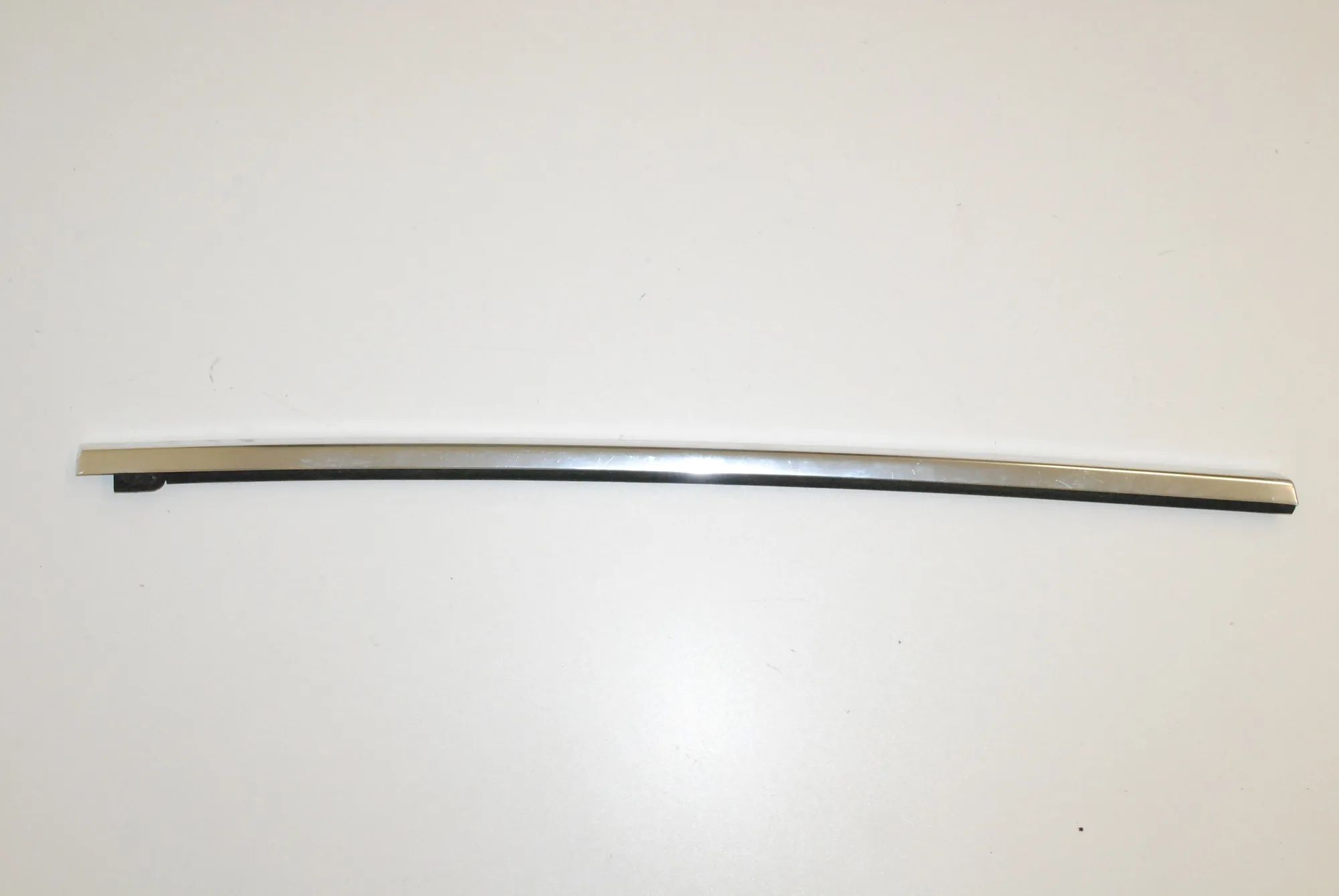 Mercedes-Benz S Coupe (C217) Door window strip — front left Door window strip — front left — MERCEDES BENZ ...