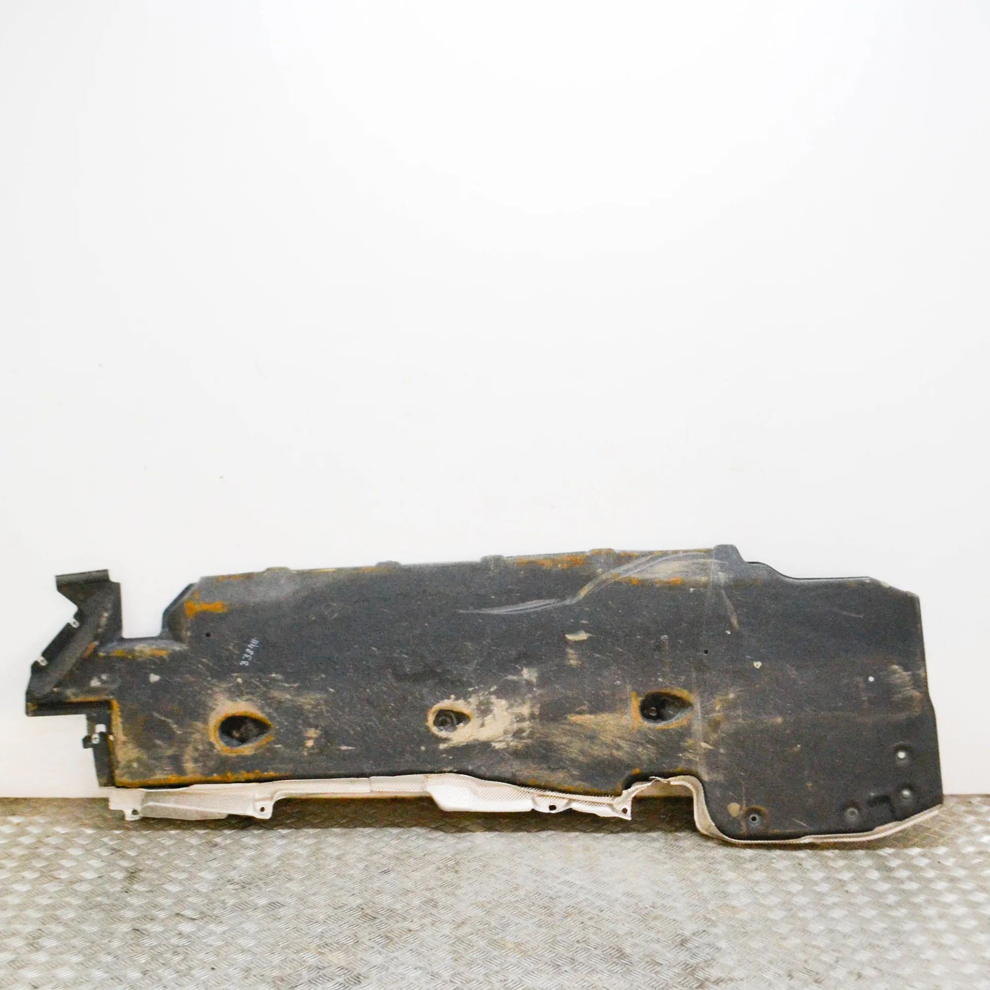 Jaguar E-Pace Underbody cover — left Underbody cover — left — JAGUAR E-PACE (X540) (...