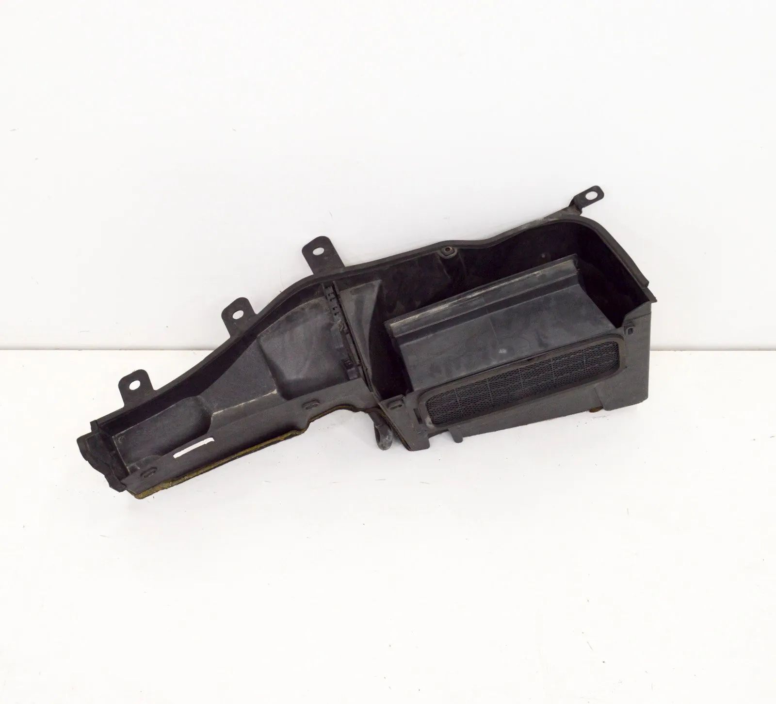 Maserati Ghibli Воздухоочиститель  Air Filter Box — MASERATI GHIBLI (M157) (2013-....