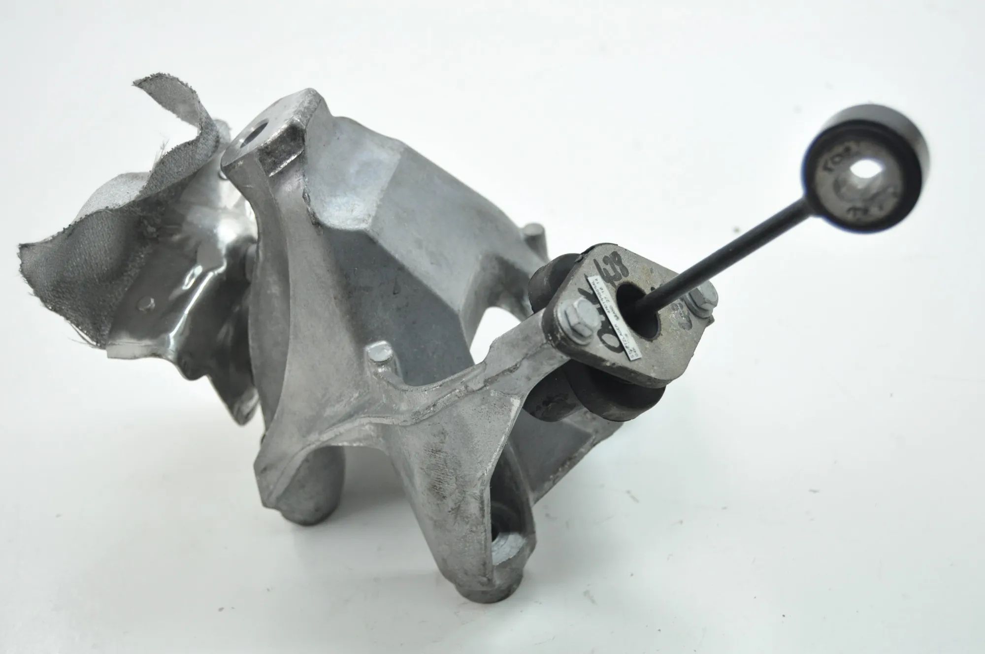 Audi Q7 (4M) Left Side Engine Bracket Left Side Engine Bracket — AUDI Q7 (4M) (2015-....