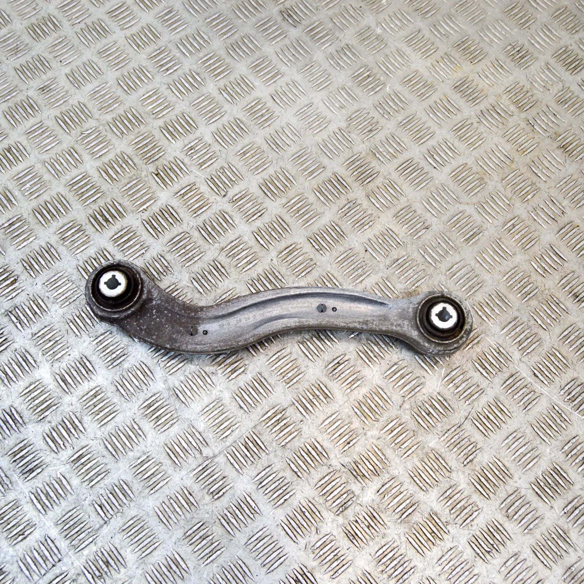 Jaguar I-Pace Control arm — rear right