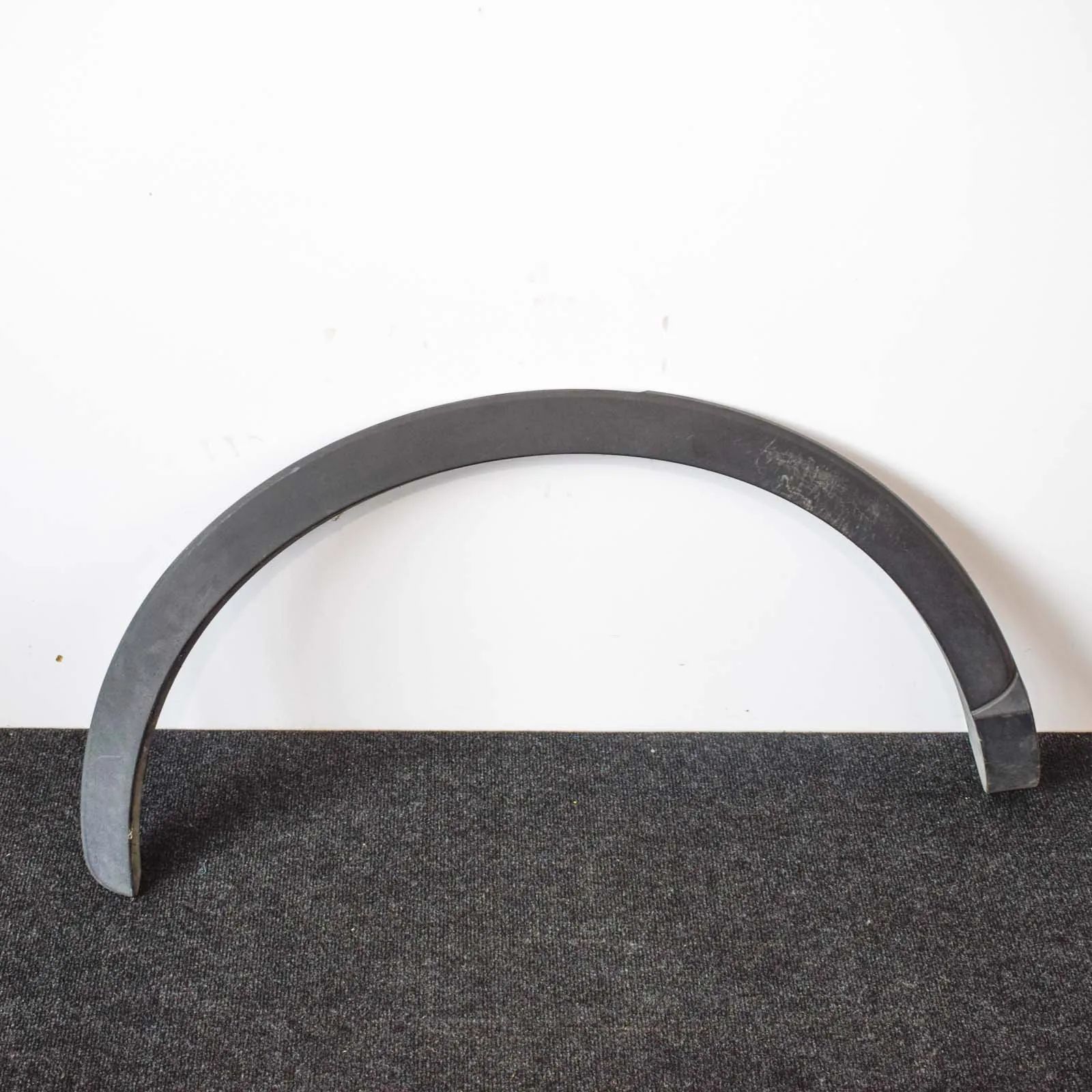 Audi Q3 (8U) Wheel arch trim — rear right Wheel arch trim — rear right — AUDI Q3 (8U) (20...