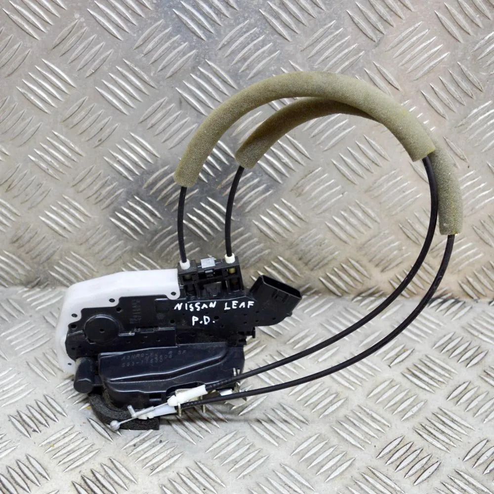 Nissan Leaf Door lock — front right Door lock — front right — NISSAN LEAF (ZE0) (20...