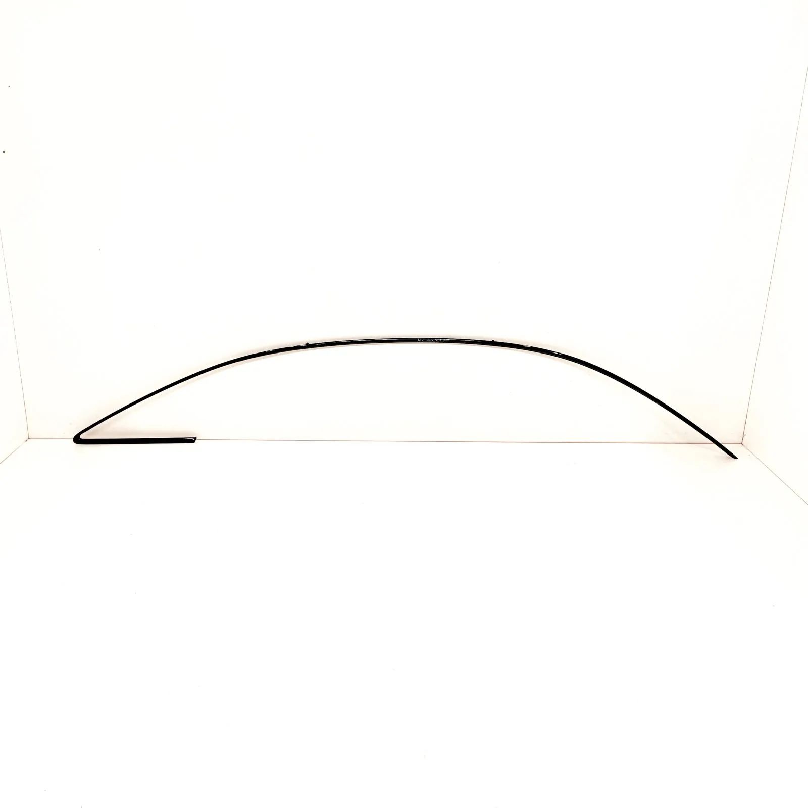 Audi A6 (C7) Right Side Roof Strip Trim Right Side Roof Strip Trim — AUDI A6 (4G2, C7, ...