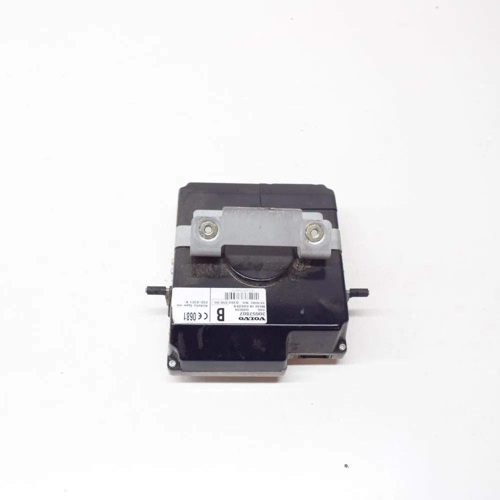 Volvo XC90 Navigation Control Unit Navigation Control Unit — VOLVO XC90 (I) (2002-...
