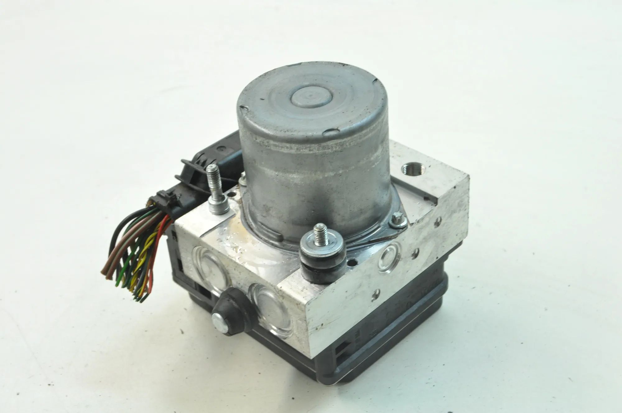Land Rover Discovery АБС Гидронасос  ABS Pump — LAND ROVER DISCOVERY (III L319) (200...