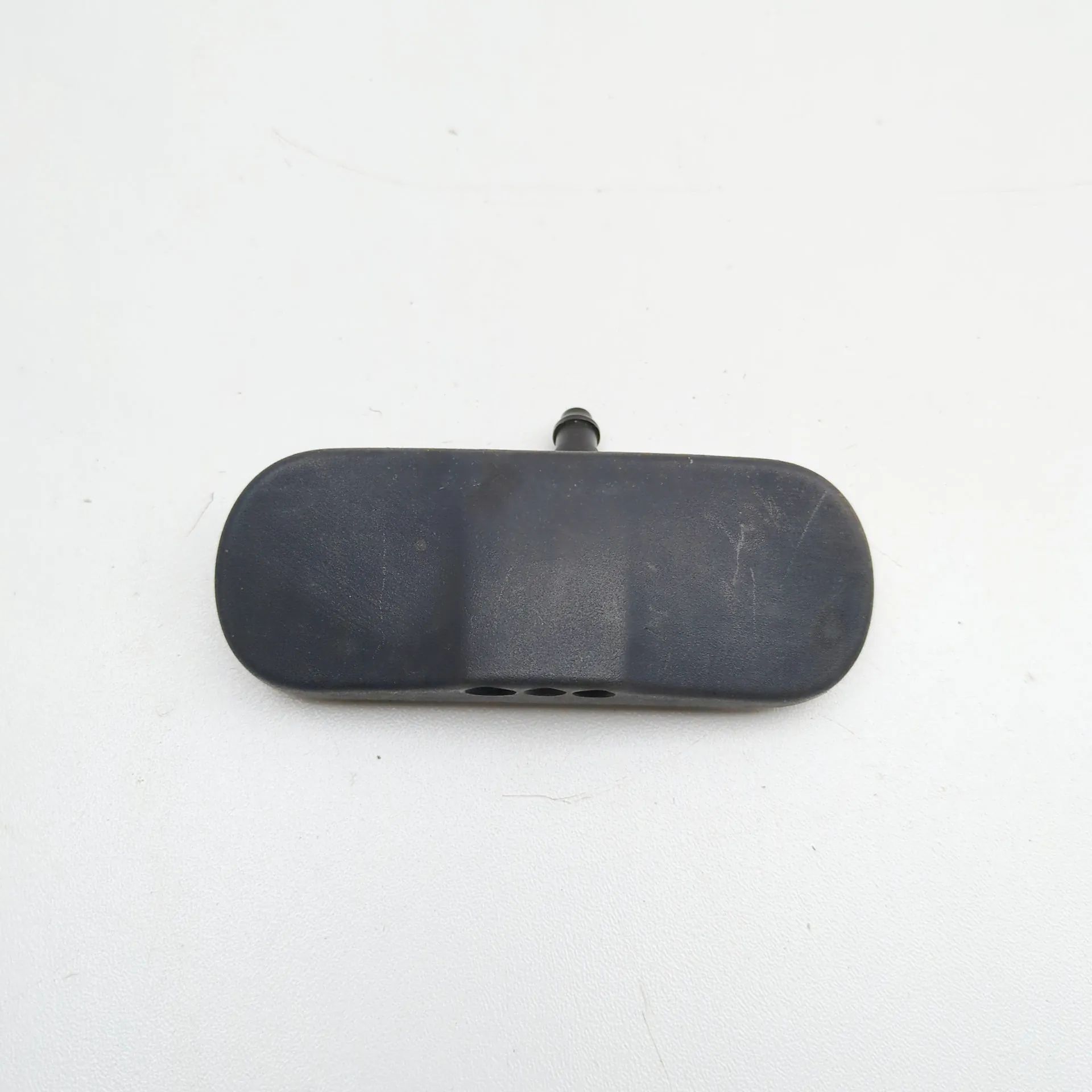 Porsche Panamera Windscreen washer nozzle