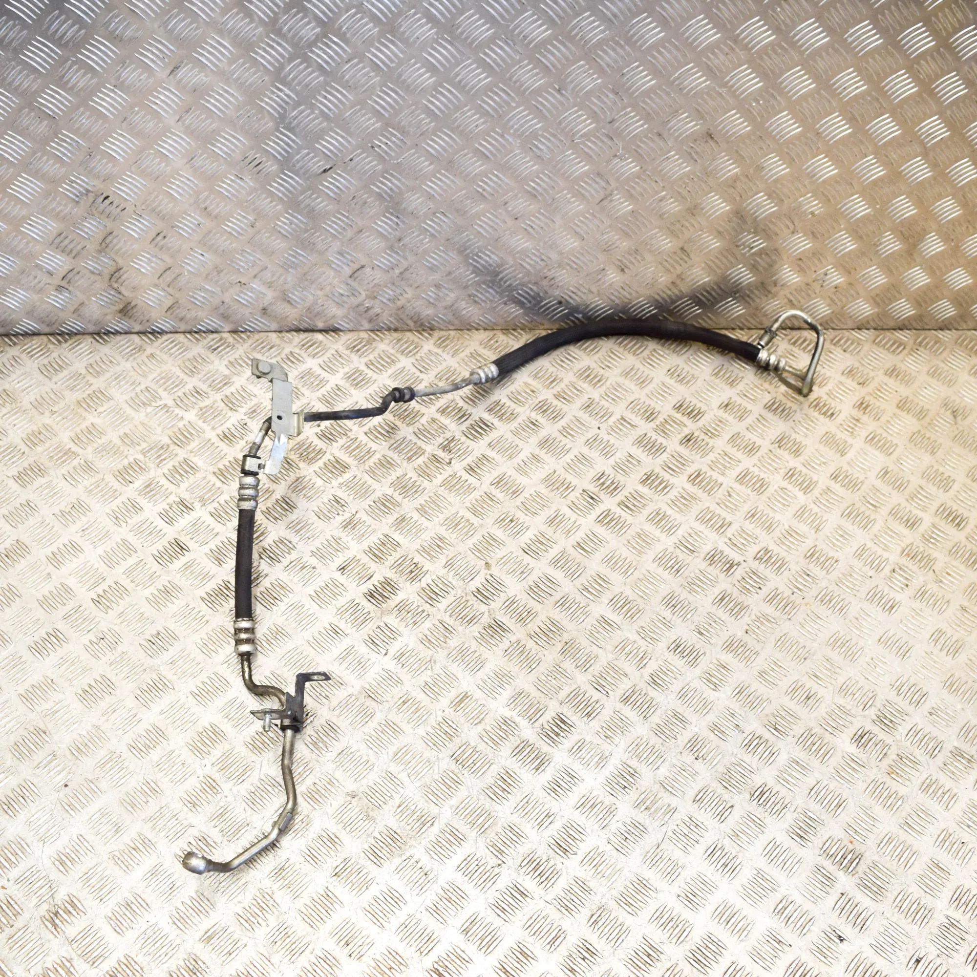 Maserati Ghibli Power Steering Hose Pipe Power Steering Hose Pipe — MASERATI GHIBLI (M15...