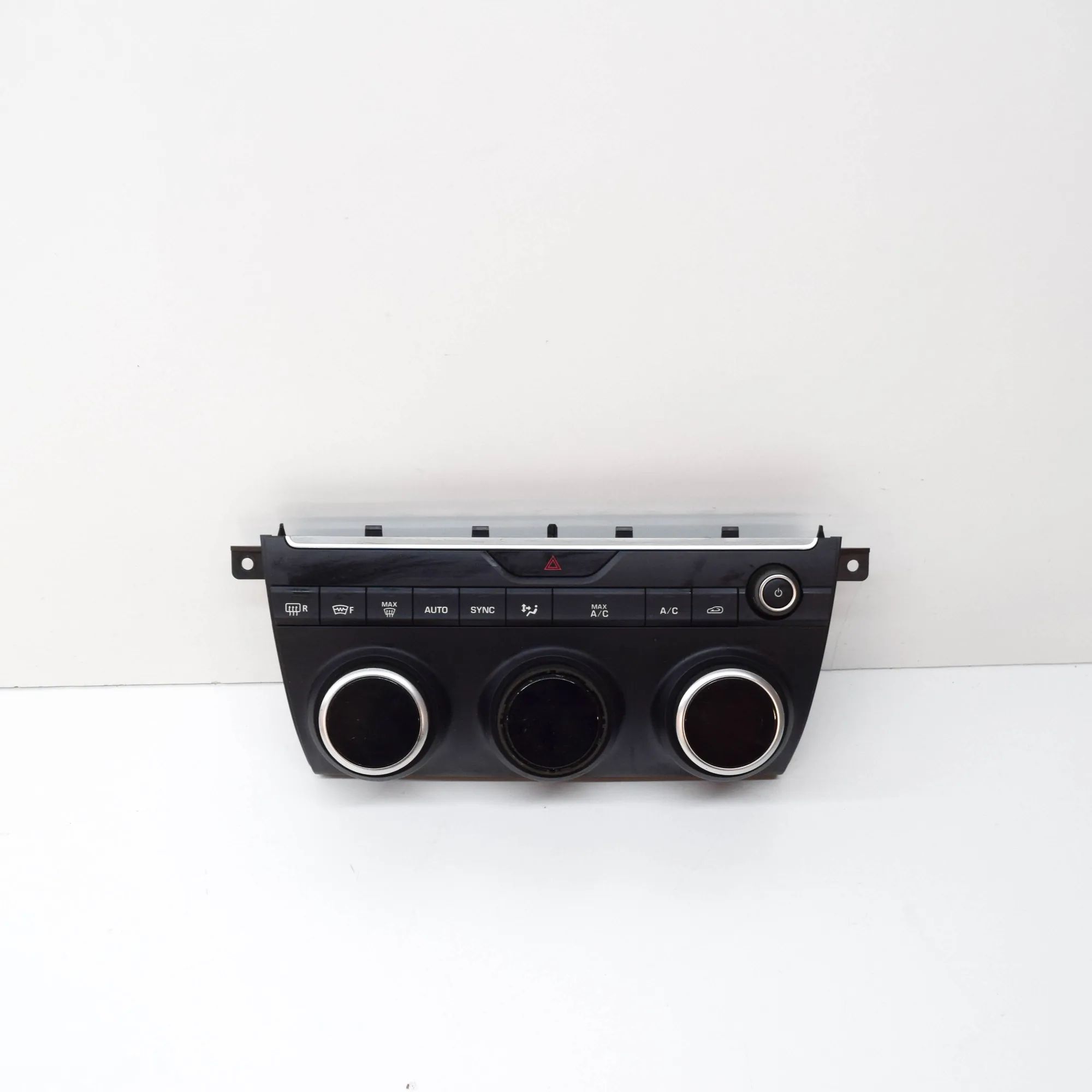 Jaguar E-Pace Climate control unit Climate control unit — JAGUAR E-PACE (X540) (20...