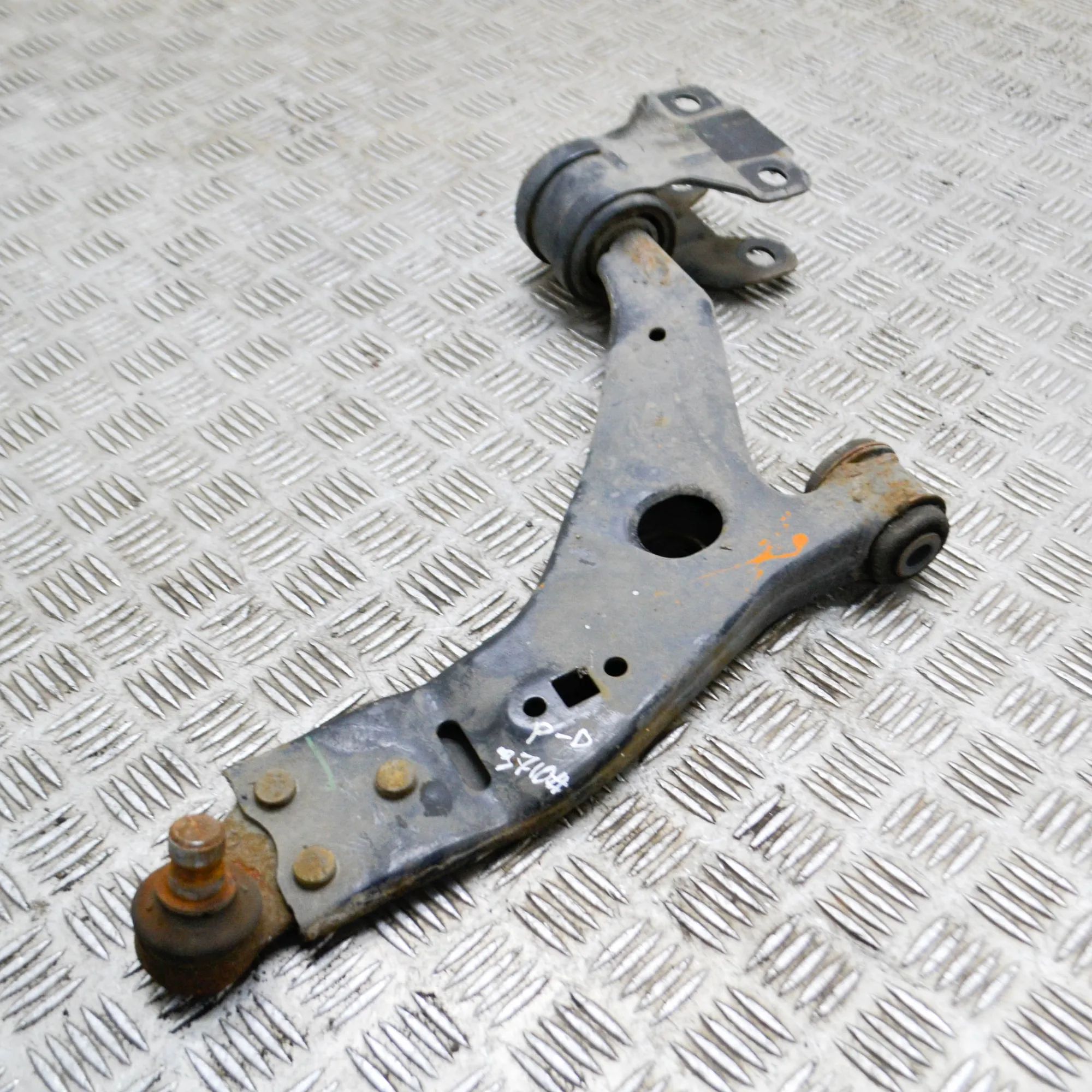 Ford Kuga Front Right Lower Control Arm Front Right Lower Control Arm — FORD KUGA (II D...