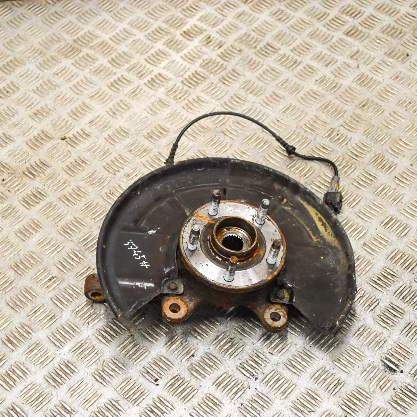 Opel Mokka (A) Front Left Wheel Hub