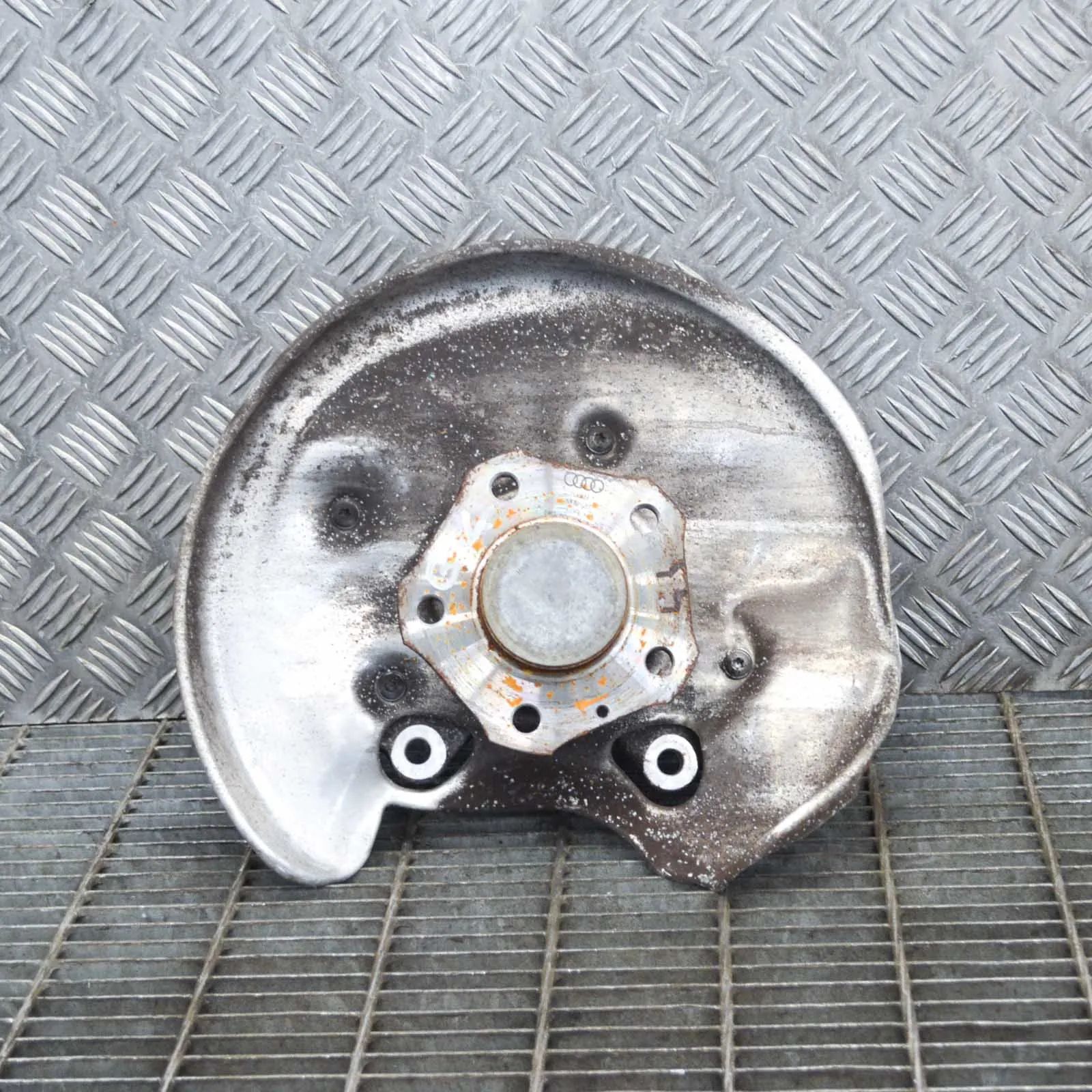 Audi A4 (B9) Rear Left Wheel Hub Spindle Rear Left Wheel Hub Spindle — AUDI A4 (8W2, B9)...