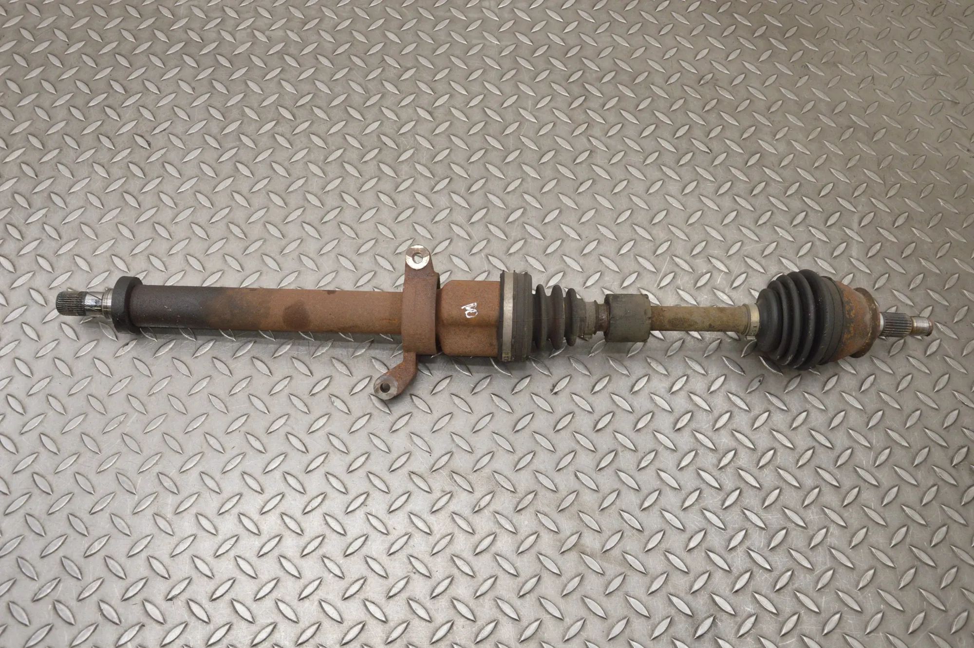 Mini One, Cooper, Clubman (R55 - R59) Front Right Driveshaft Front Right Driveshaft — MINI COOPER (R56) (200...