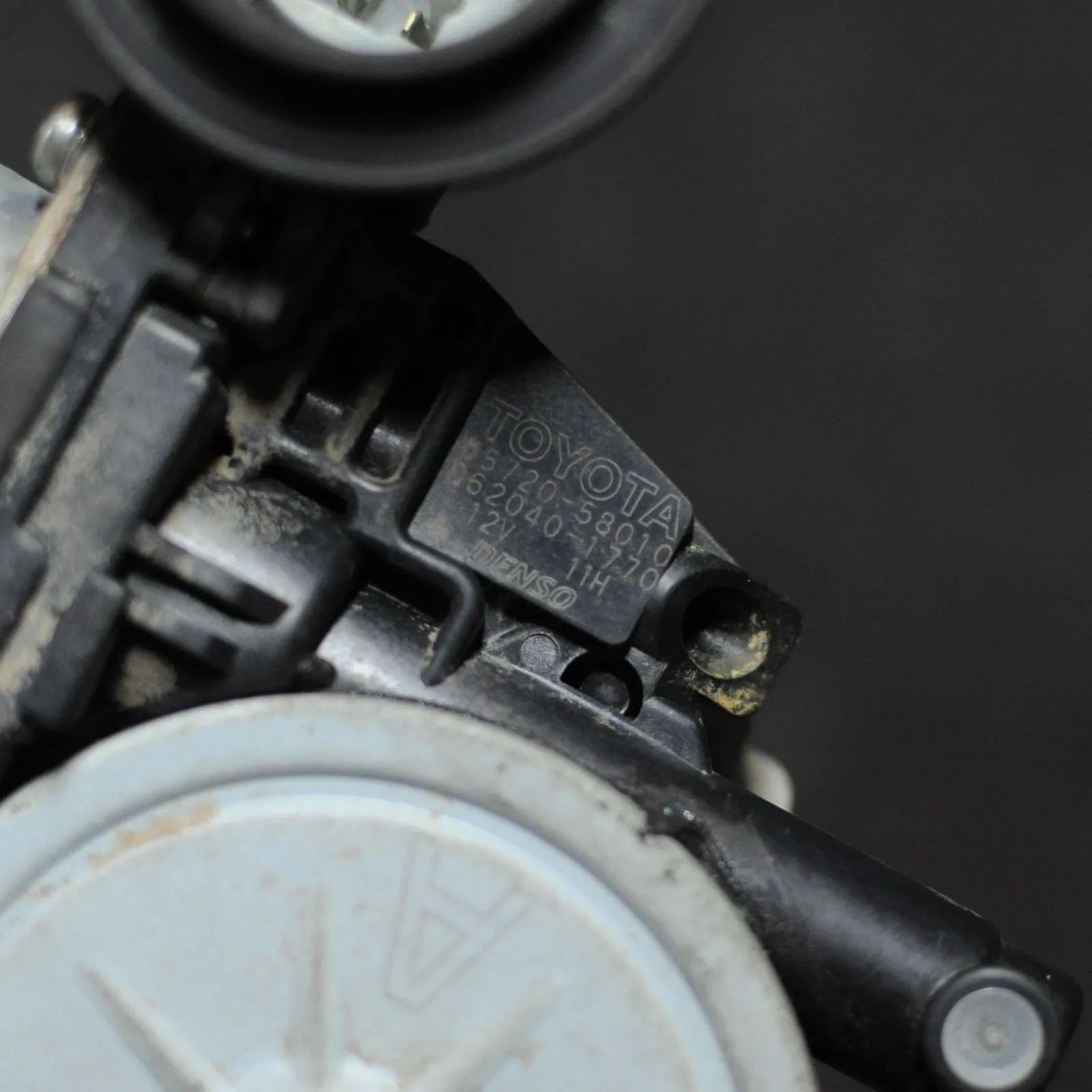 Lexus RX Front Left Door Window Regulator Front Left Door Window Regulator — LEXUS RX (_U...