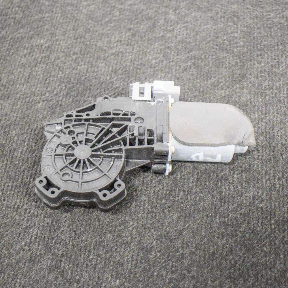 Tesla Model X Window regulator motor — front right Window regulator motor — front right — TESLA MO...