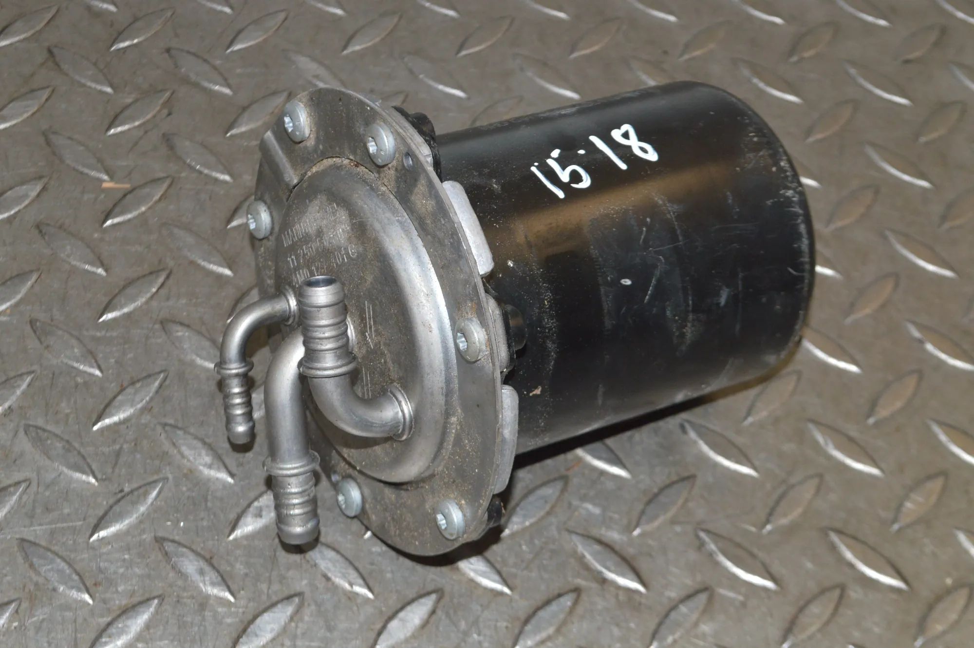 Audi Q8 Fuel filter housing Fuel filter housing — AUDI Q8 (4MN) (2018-...) ...