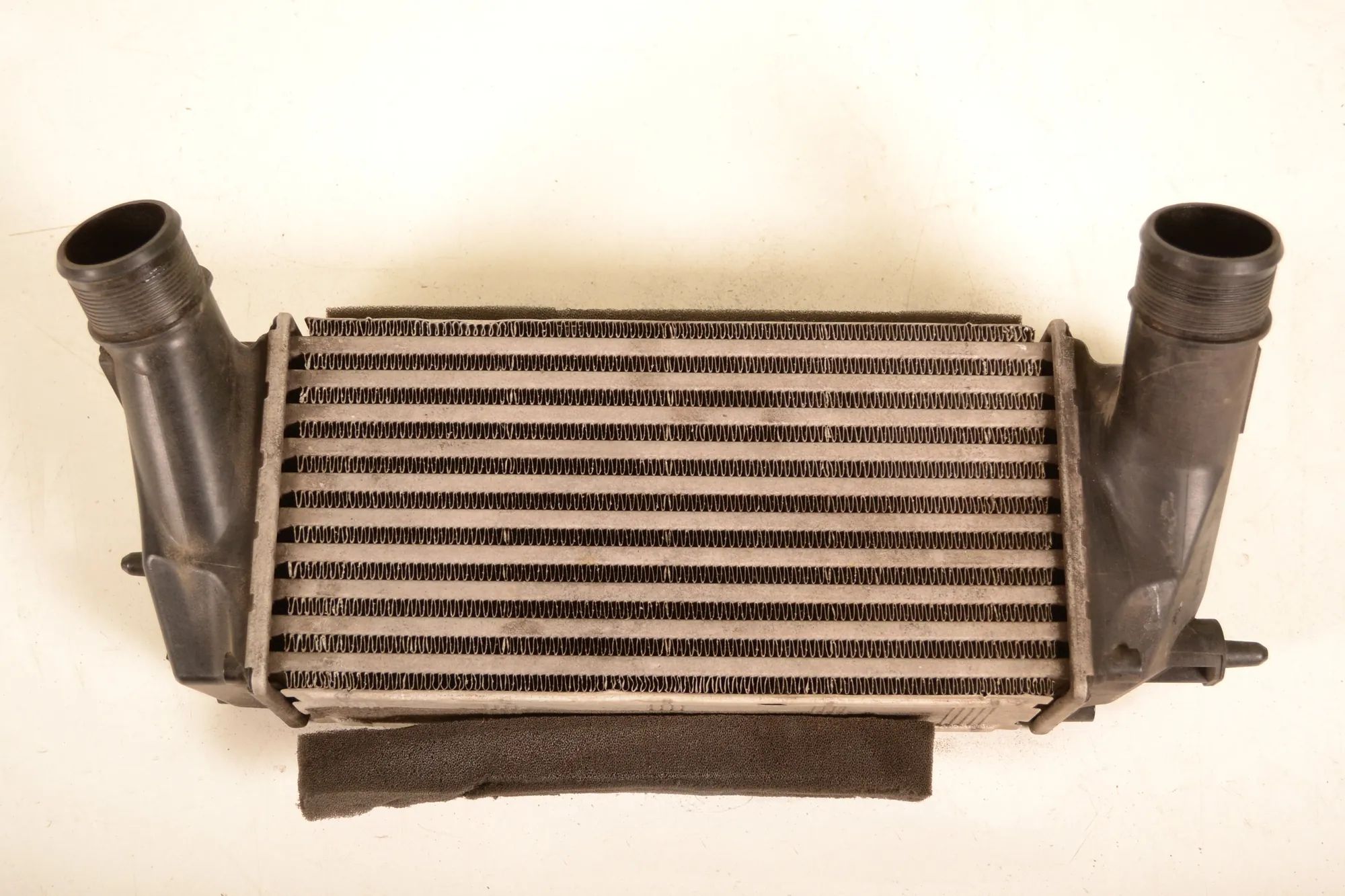 Ford Fiesta Intercooler radiator Intercooler radiator — FORD FIESTA (VI Van) (20...