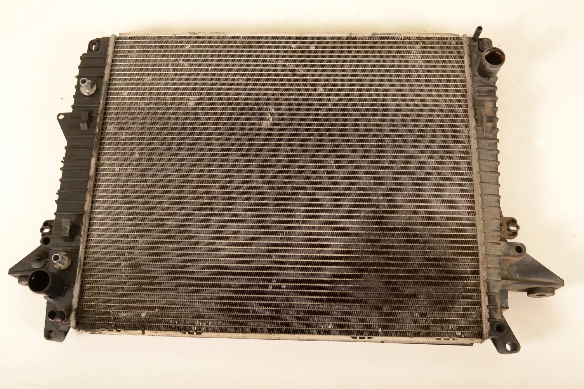 Land Rover Discovery Cooling Radiator Cooling Radiator — LAND ROVER DISCOVERY (III L3...