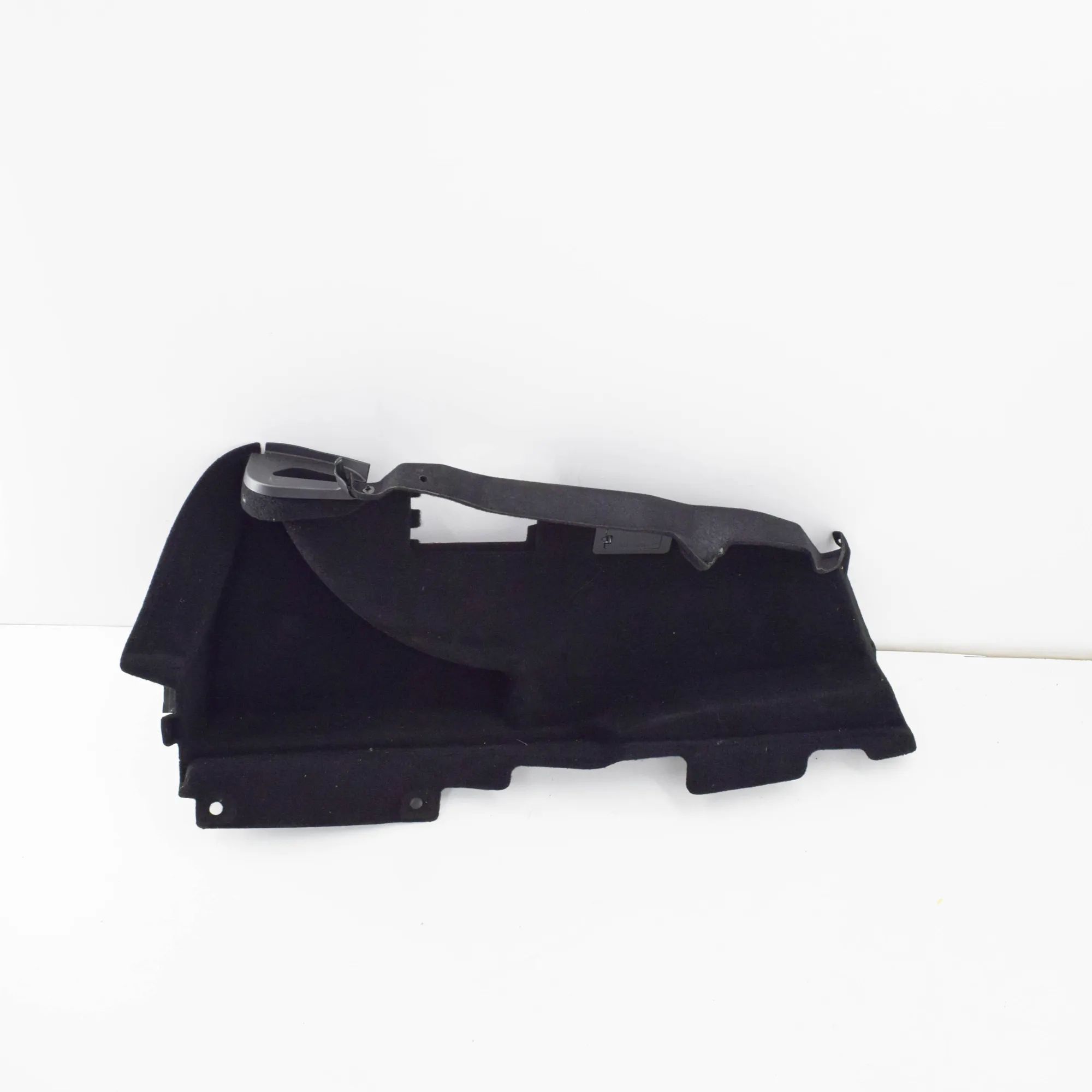 Maserati Ghibli Left Side Trunk Trim Left Side Trunk Trim — MASERATI GHIBLI (M157) (...