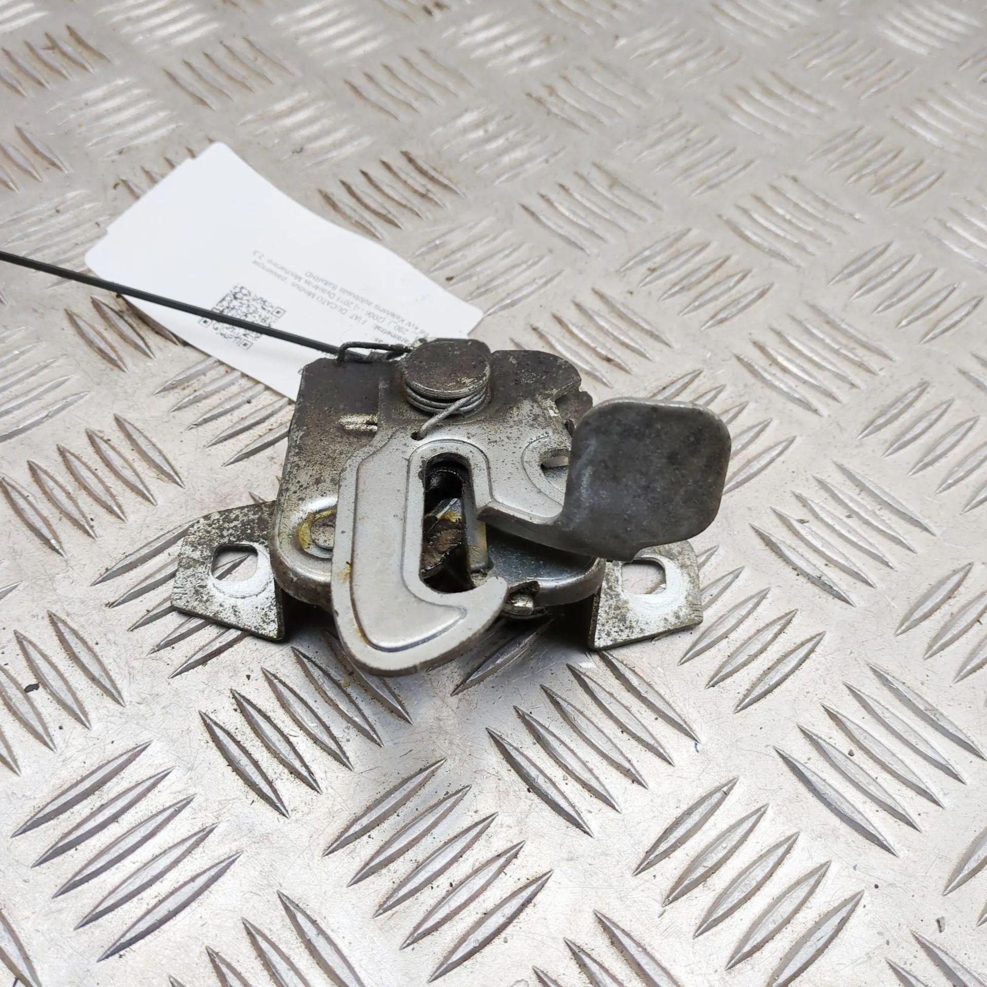 Fiat Ducato konepellin lukitus Bonnet lock — FIAT DUCATO III (250, 290) (2006-...