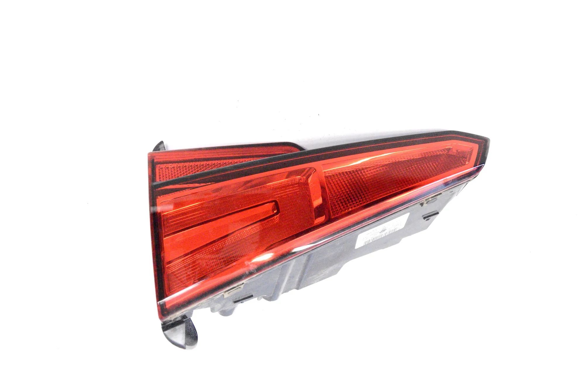 Audi A4 (B9) Right Side Tailgate Tail Light Right Side Tailgate Tail Light — AUDI A4 (8W2, ...