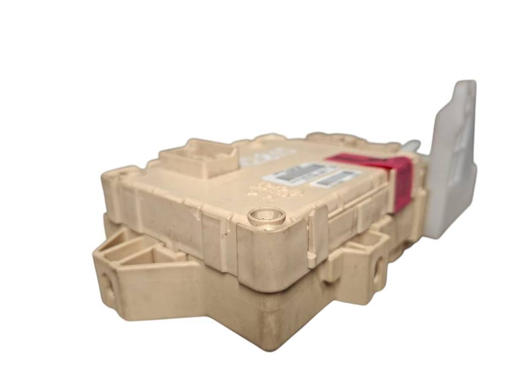 Toyota Corolla Verso Fuse box Fuse box — TOYOTA COROLLA Verso II (AR10) (2004...