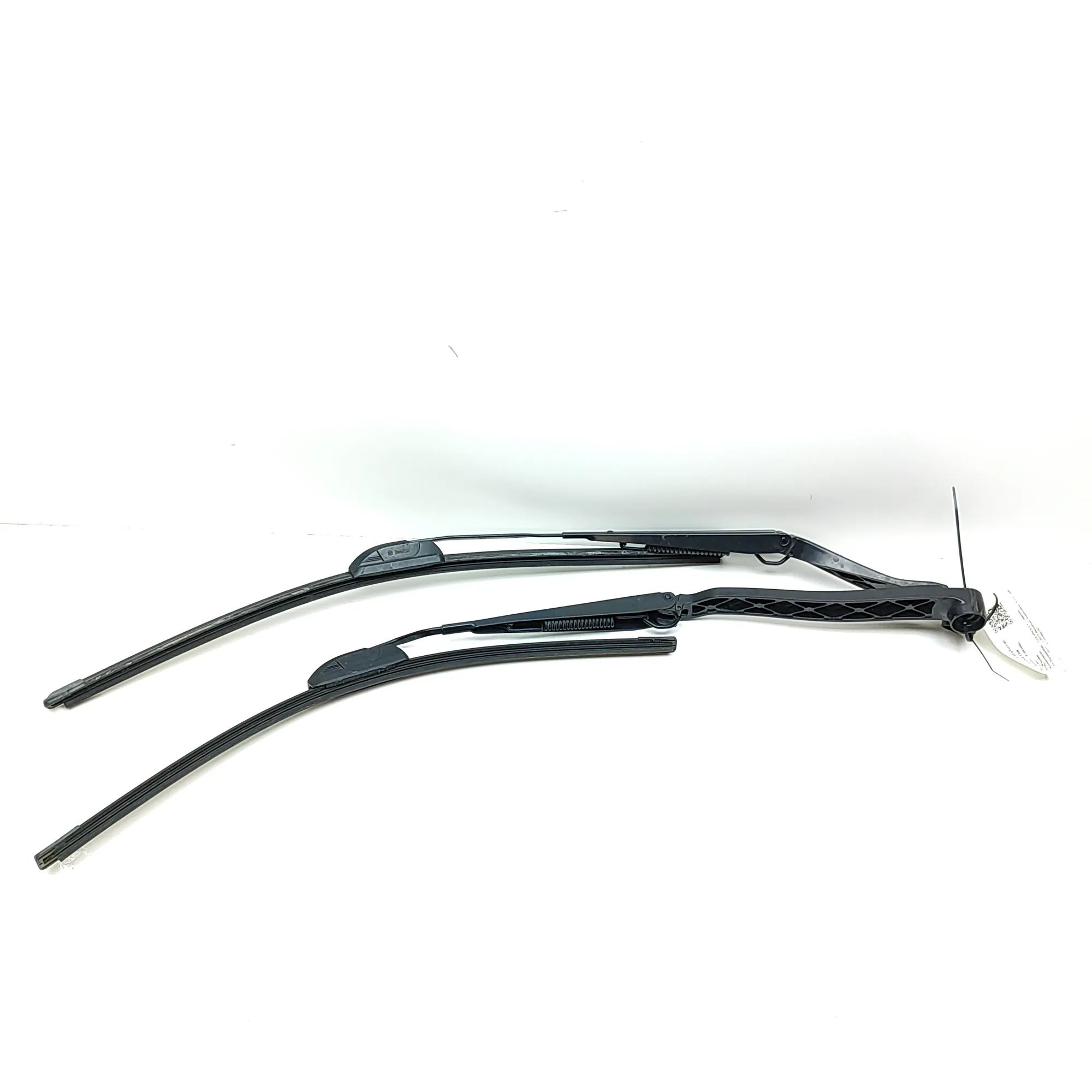 Chevrolet Camaro Front Wiper Arms Front Wiper Arms — CHEVROLET CAMARO (2009-2015)...