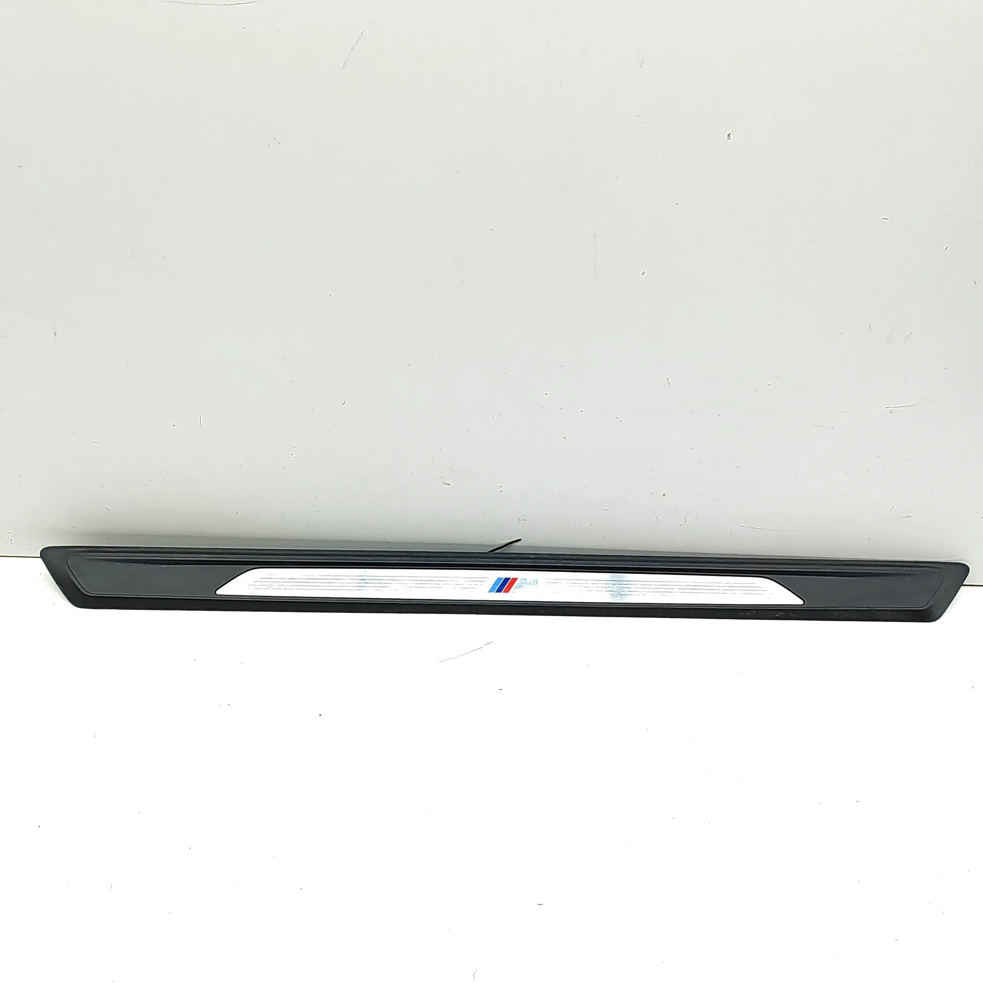 BMW 2 (F22 / F23) Front Left Sill Trim Front Left Sill Trim — BMW 2 SERIES (F22, F23) ...