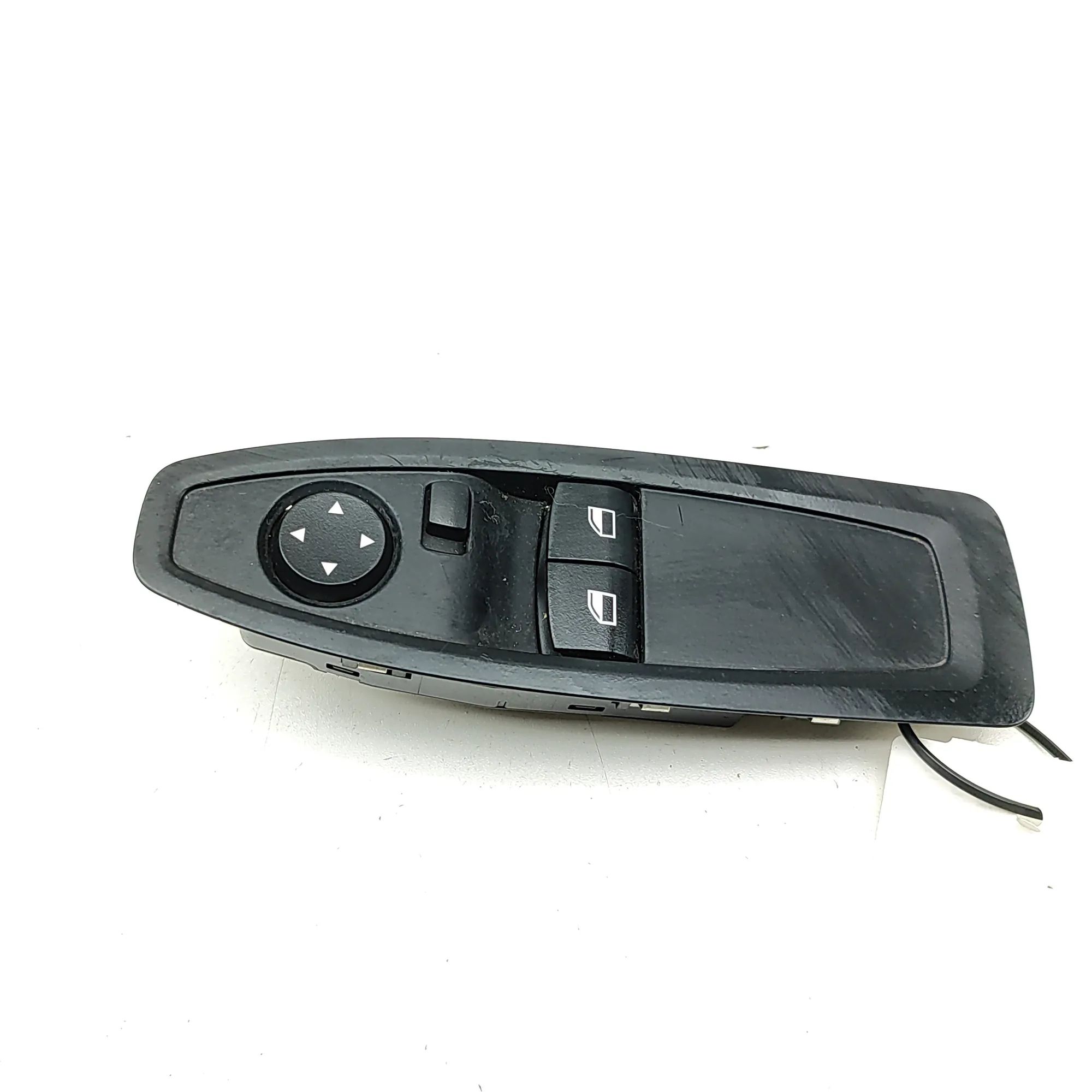 BMW 2 (F22 / F23) Door window switch — front right Door window switch — front right — BMW 2 SERIES...