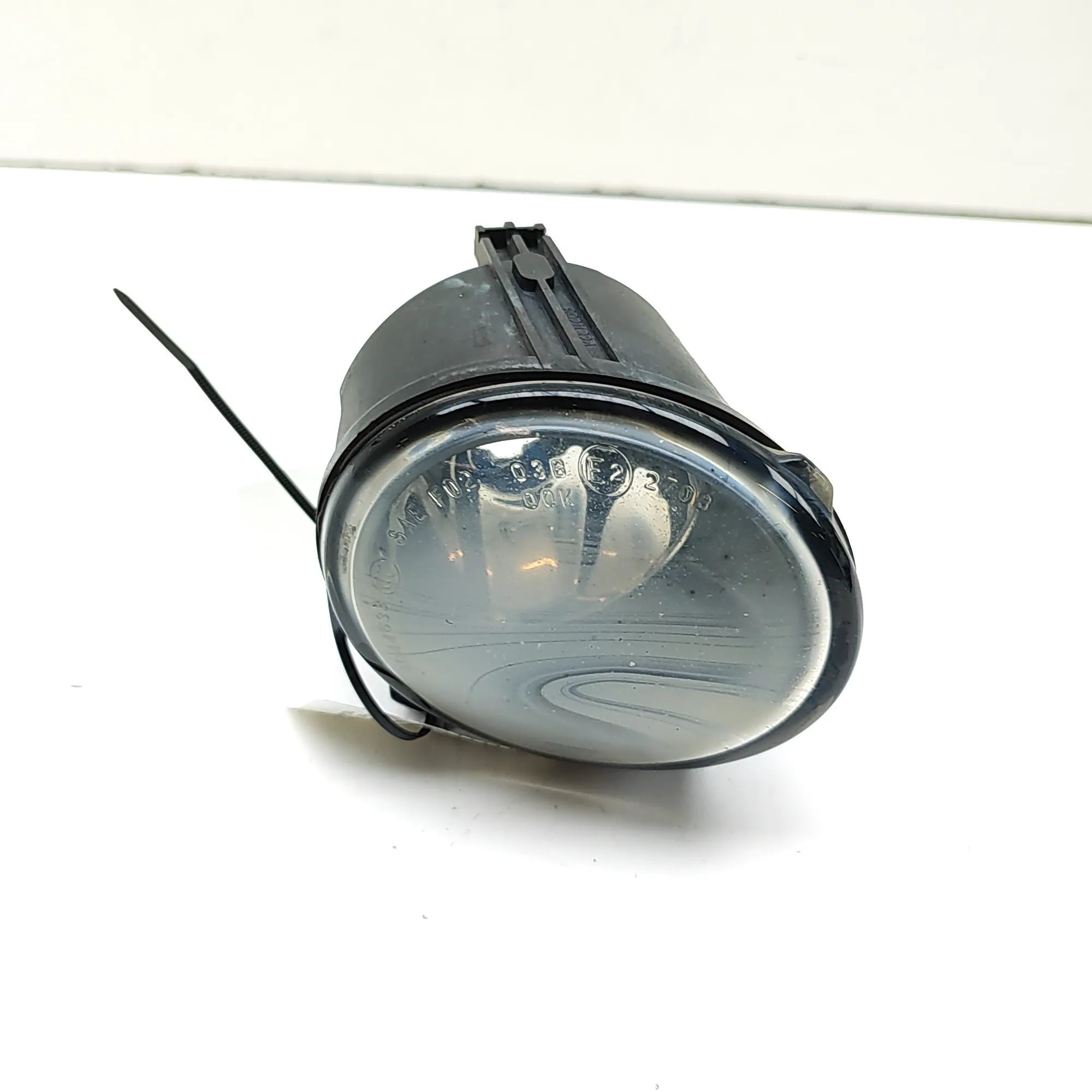 BMW 2 (F22 / F23) Front Right Fog Light Front Right Fog Light — BMW 2 SERIES (F22, F23)...