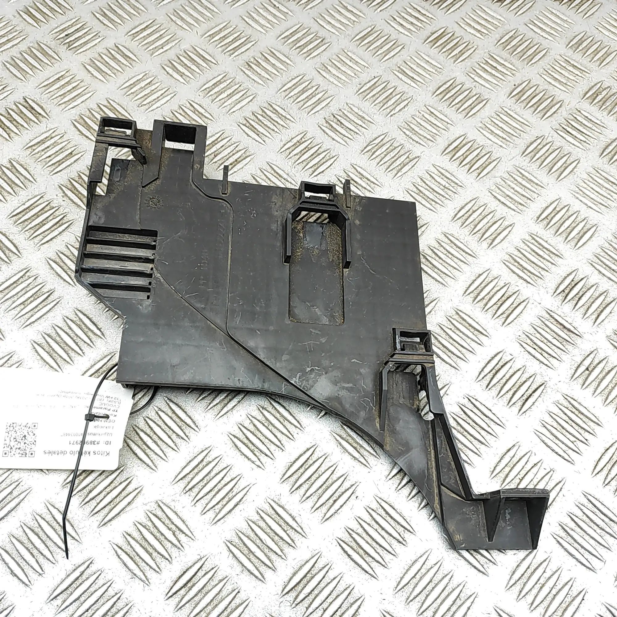 Land Rover Range Rover Evoque Right Headlight Bracket Right Headlight Bracket — LAND ROVER EVOQUE I (...