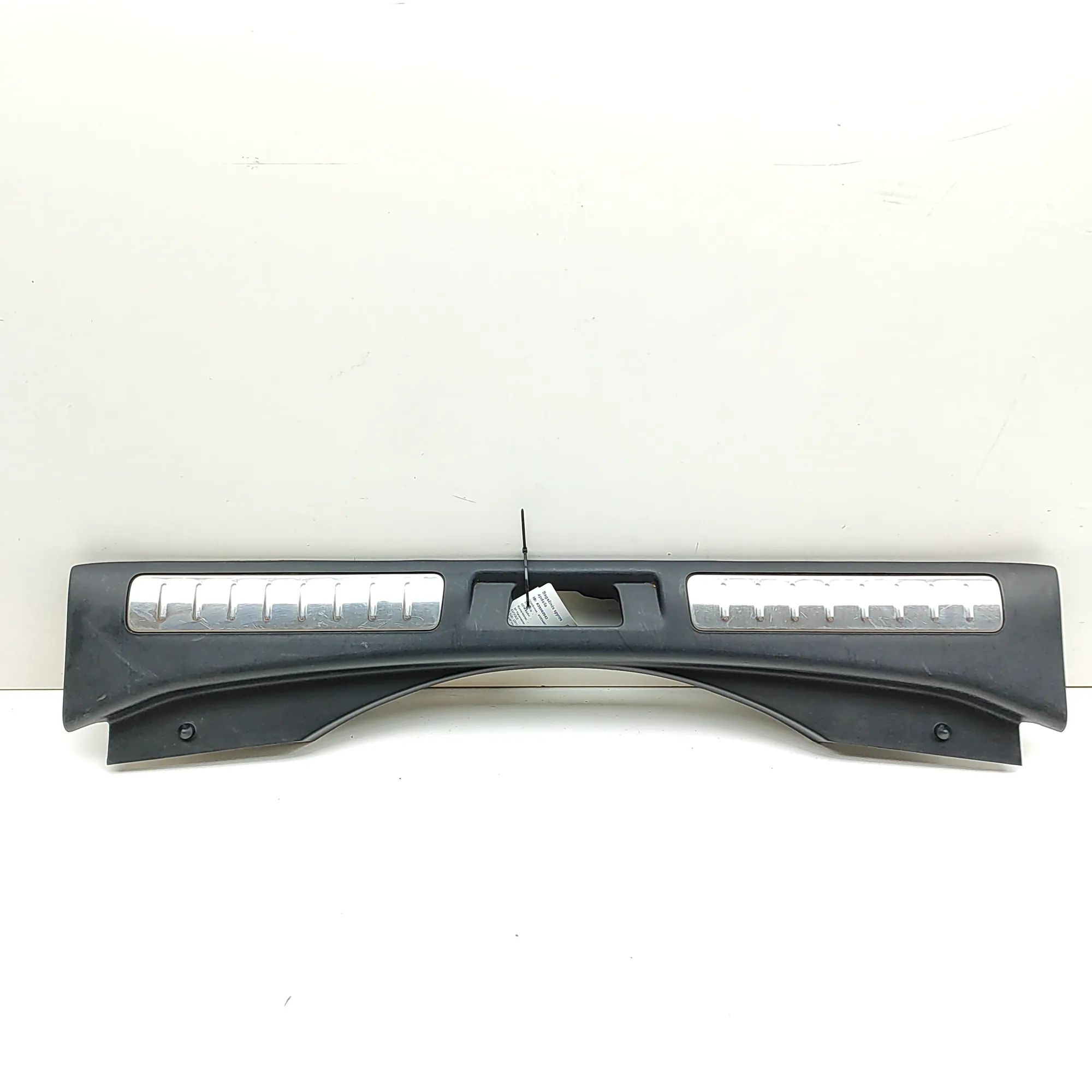 Land Rover Range Rover Evoque Trunk Boot Lock Trim Trunk Boot Lock Trim — LAND ROVER EVOQUE I (L53...