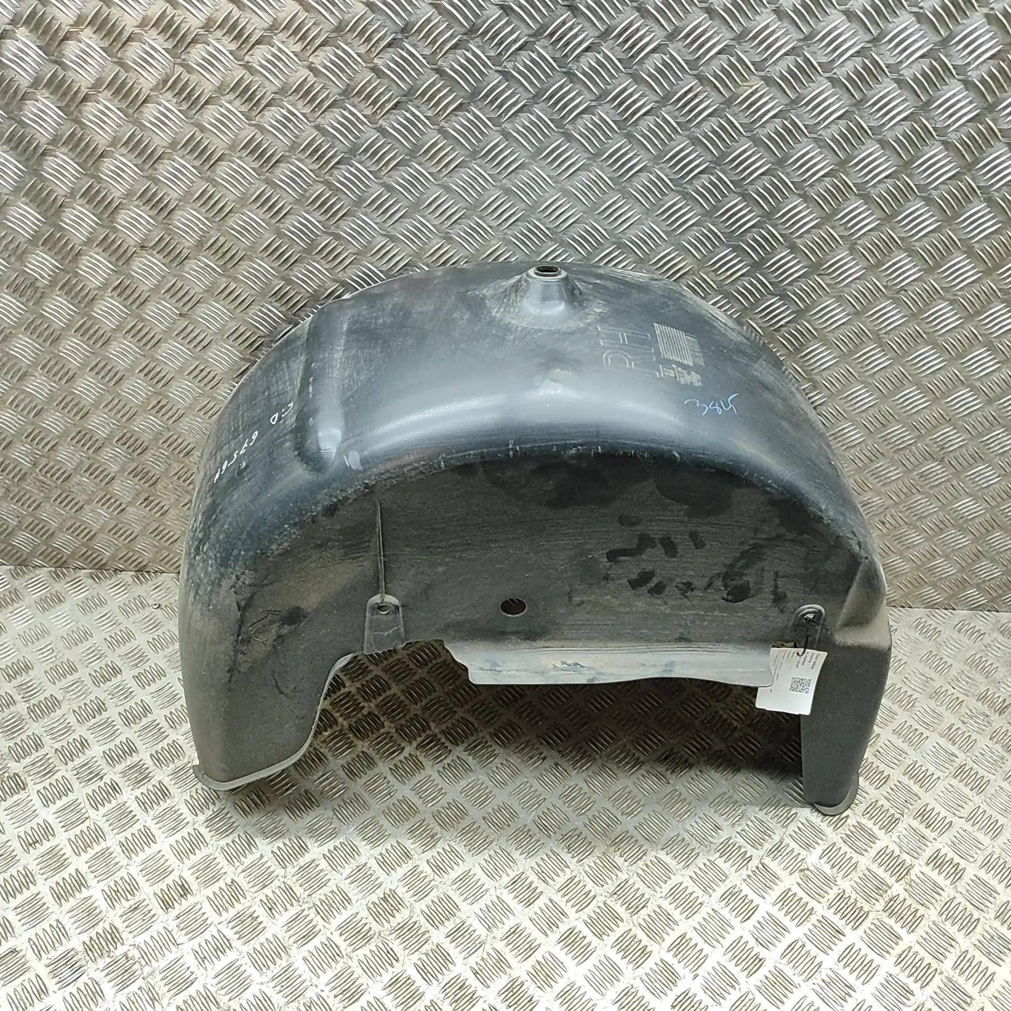 Chevrolet Camaro Rear Right Arch Liner Rear Right Arch Liner — CHEVROLET CAMARO (2009-...