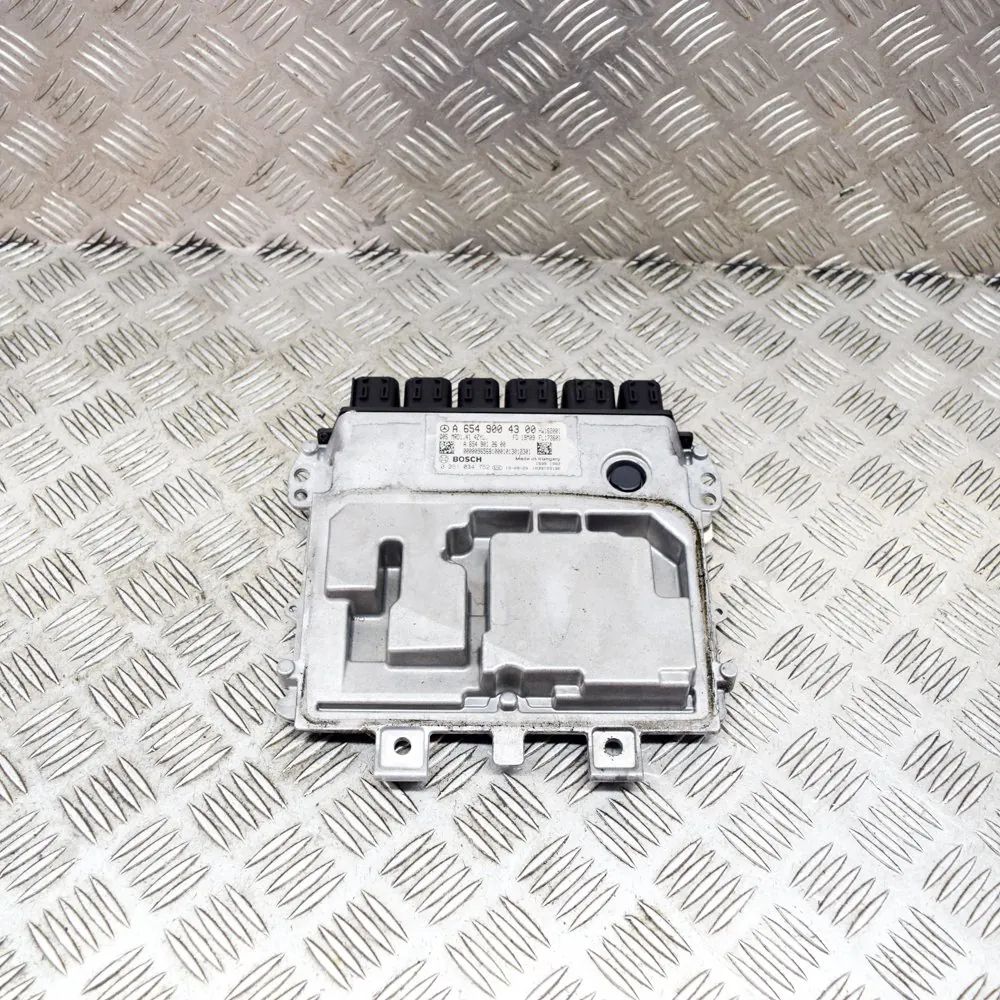 Mercedes-Benz GLC (X253) Engine Control Unit Engine Control Unit — MERCEDES-BENZ GLC (X253) ...