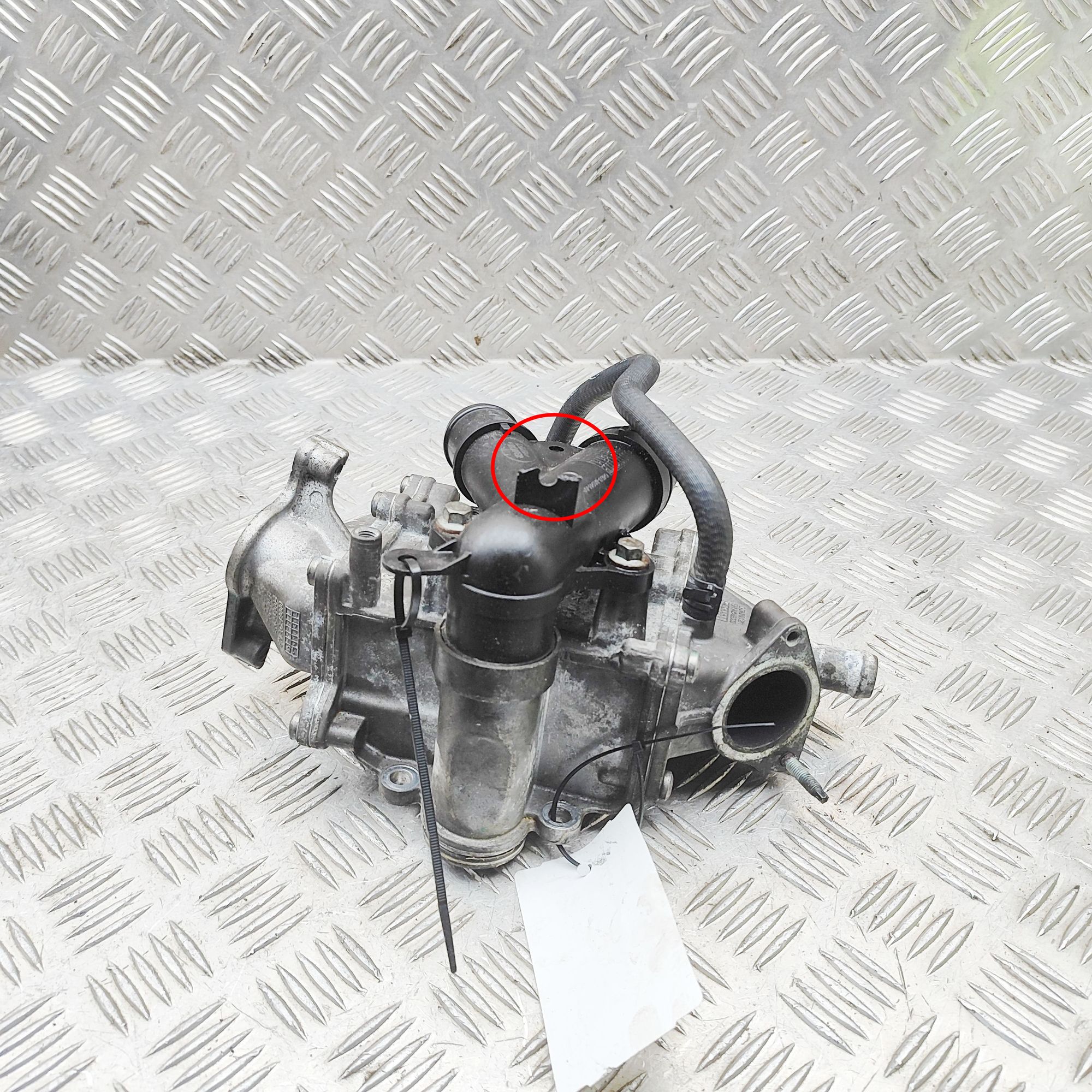 Land Rover Discovery EGR jahutus EGR cooler — LAND ROVER DISCOVERY V (L462) (201...