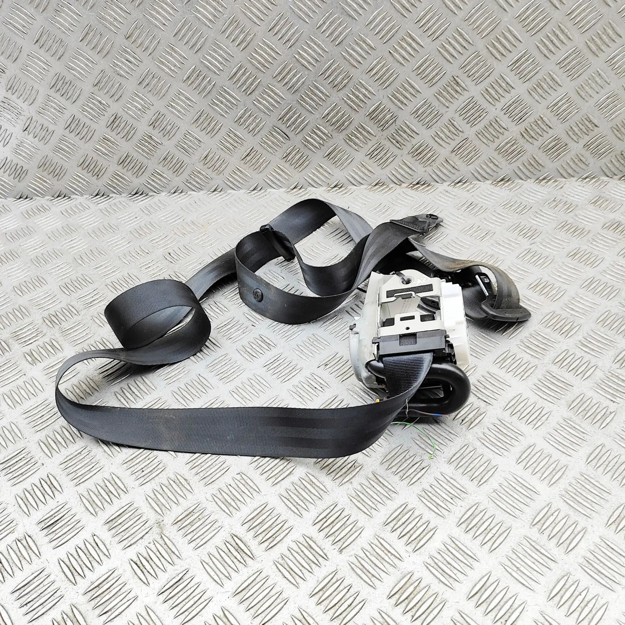 Land Rover Range Rover Evoque Front Left Seatbelt Front Left Seatbelt — LAND ROVER EVOQUE II (L55...