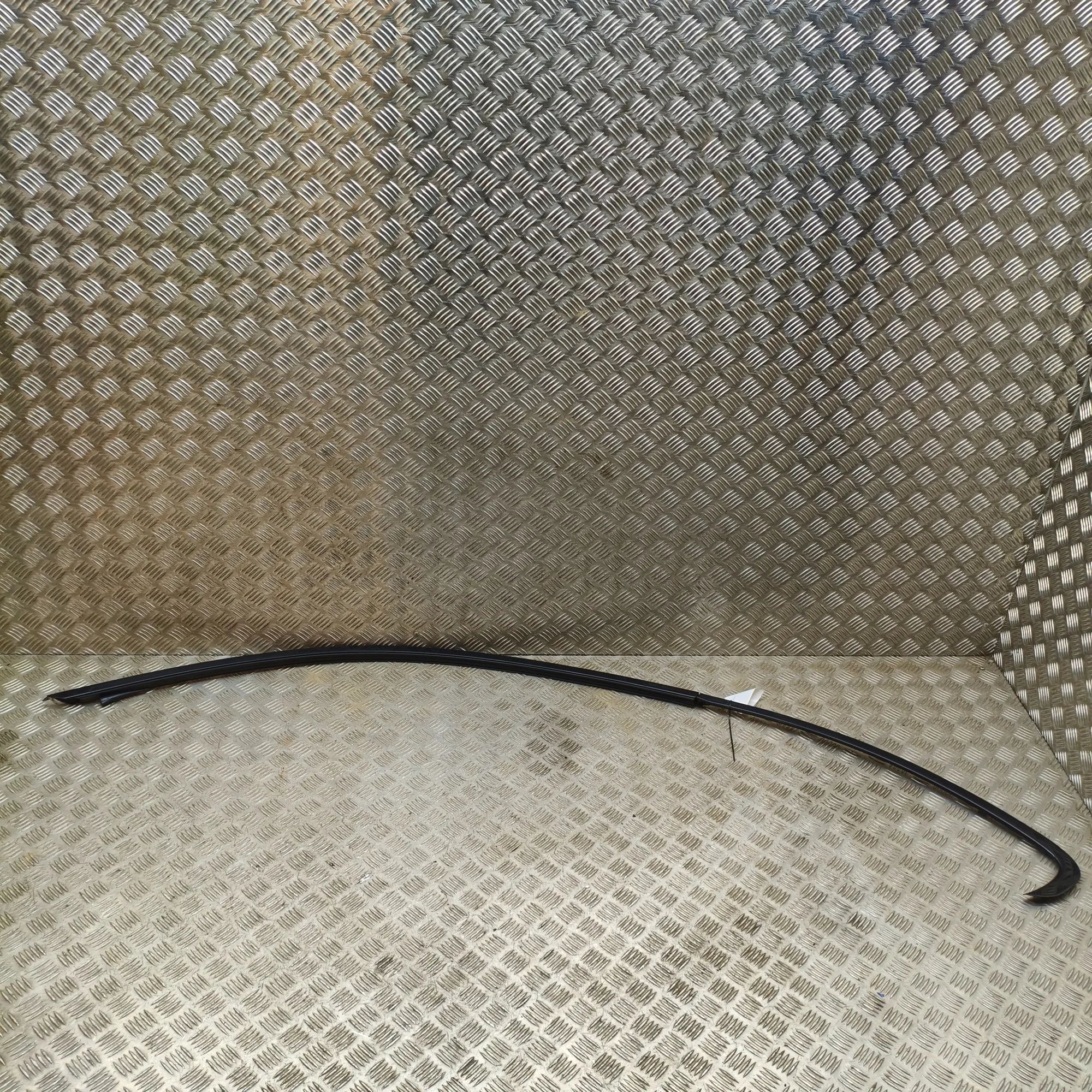 BMW 2 (F22 / F23) Left Side Roof Strip Trim Left Side Roof Strip Trim — BMW 2 SERIES (F22, ...