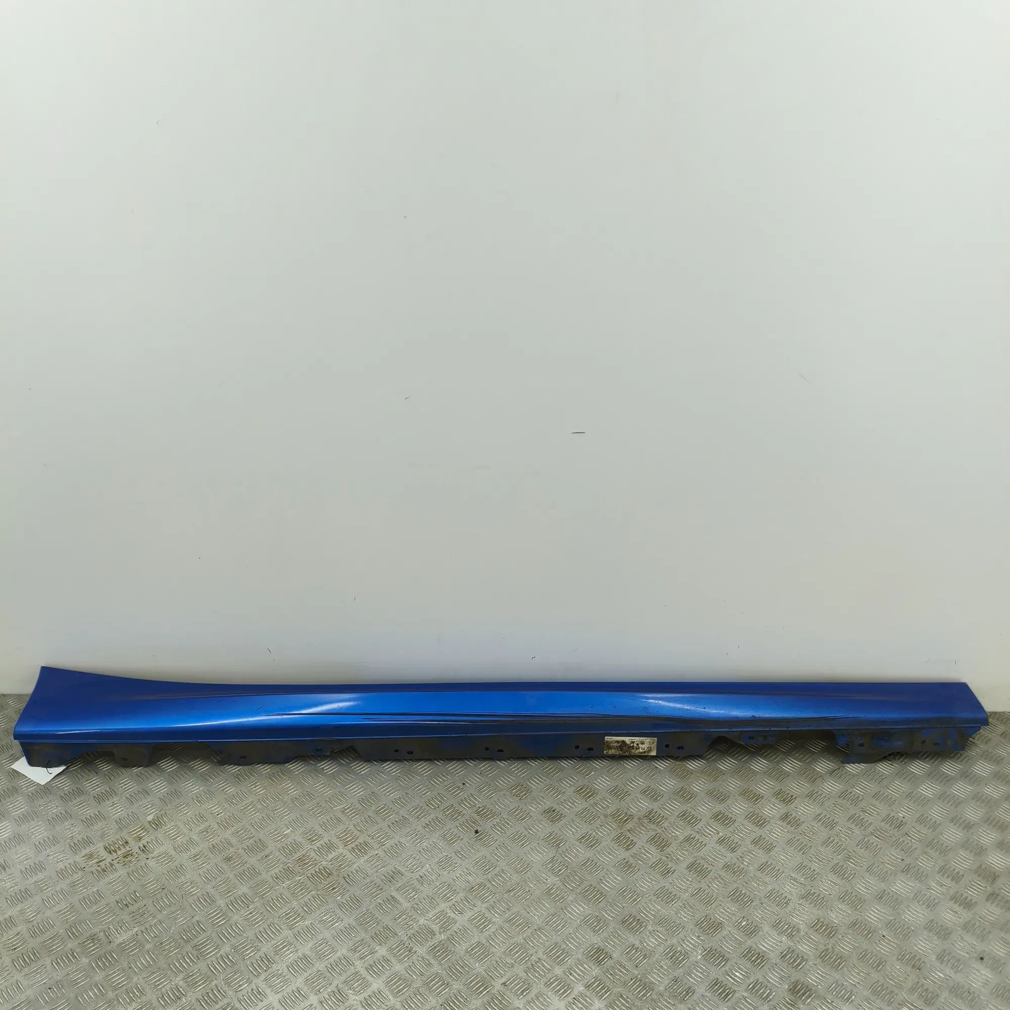 BMW 2 (F22 / F23) Right Side Plastic Sideskirt Cover Right Side Plastic Sideskirt Cover — BMW 2 SERI...