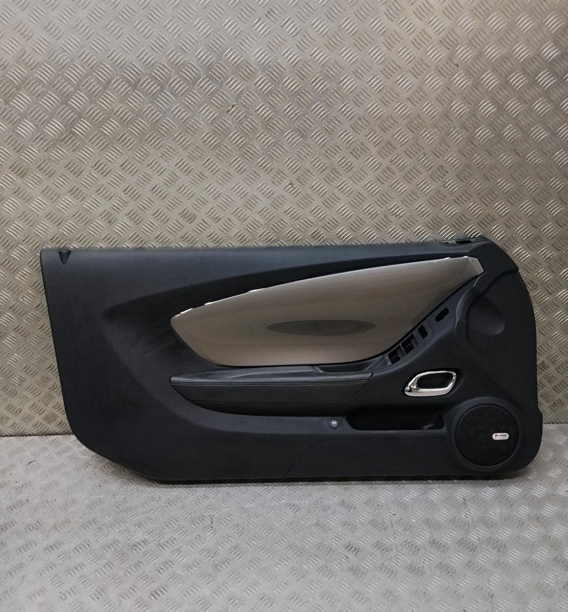 Chevrolet Camaro Front Left Door Panel Front Left Door Panel — CHEVROLET CAMARO (2009-...