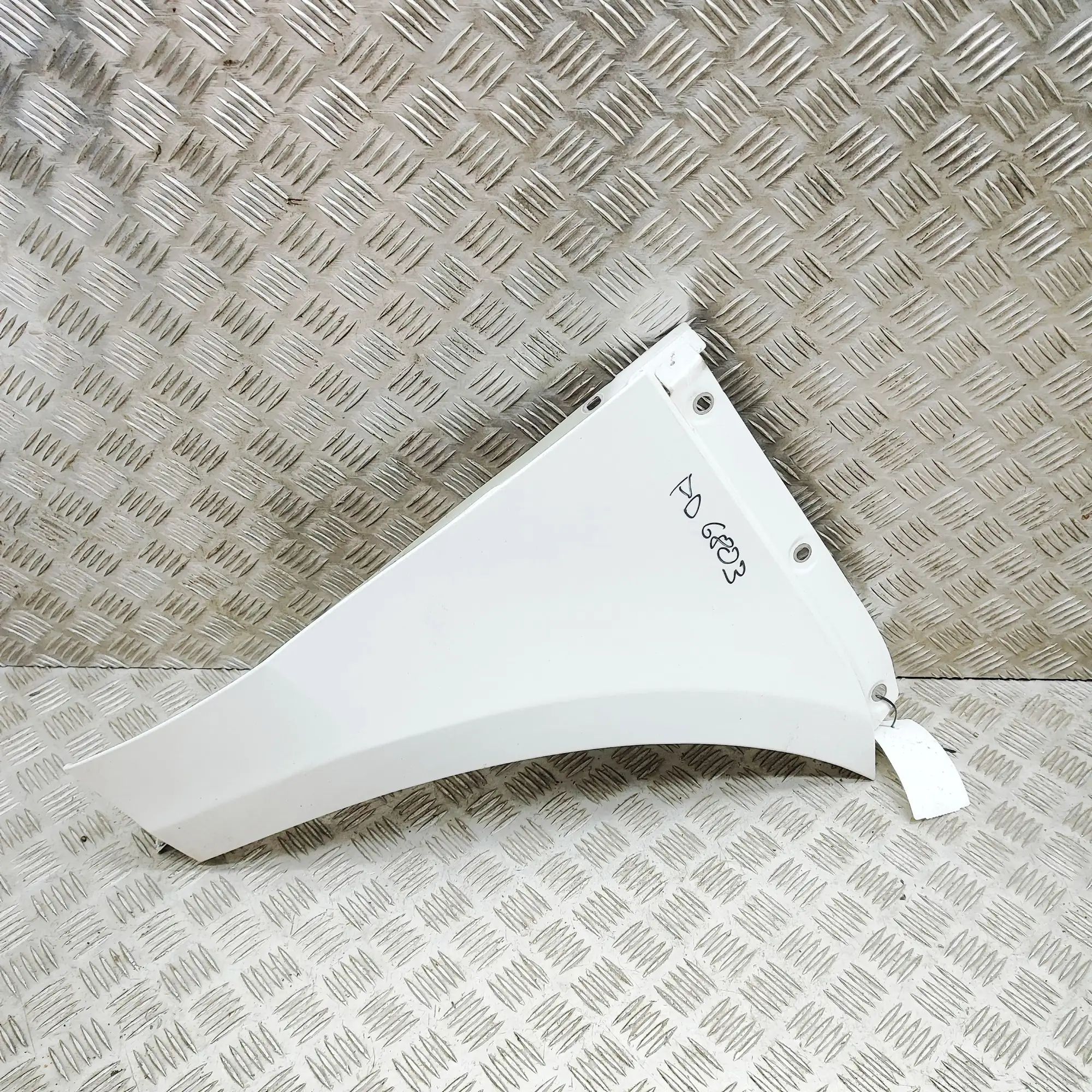 Porsche Macan Front Right Fender Front Right Fender — PORSCHE MACAN (95B) (2014-...