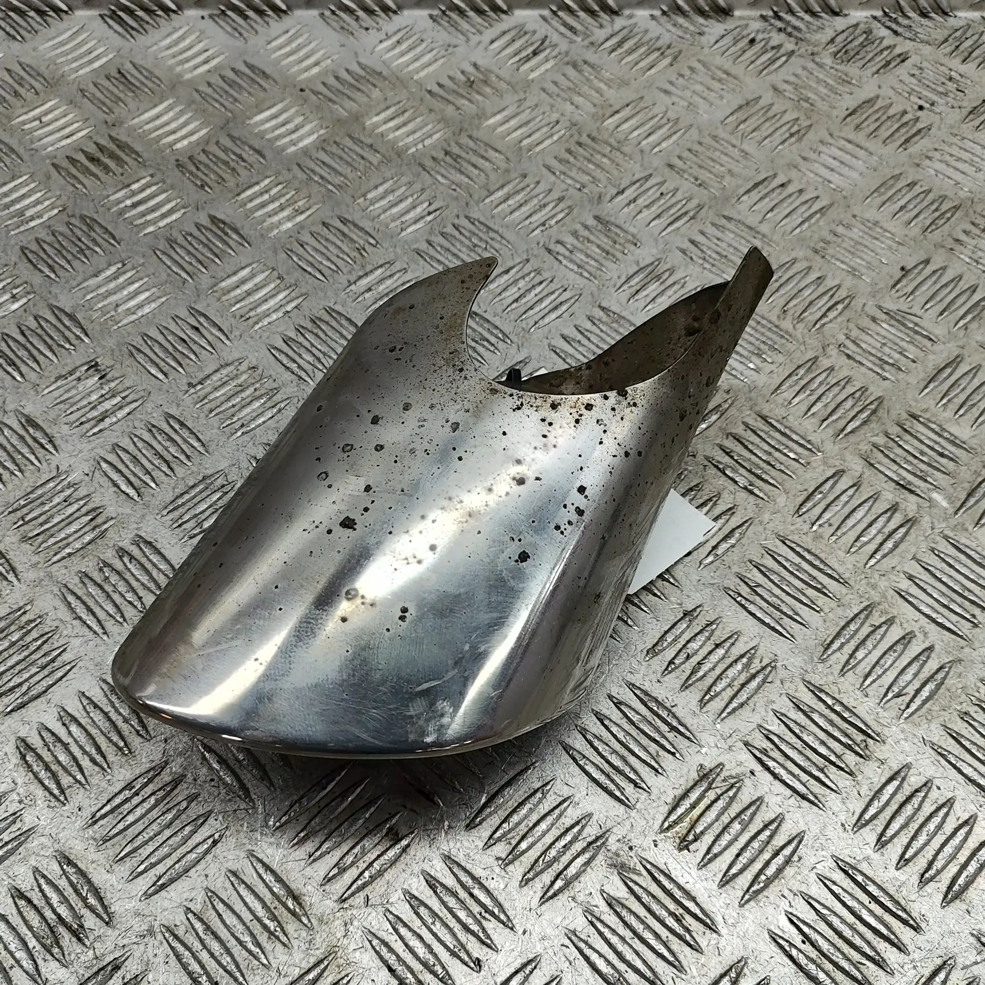 Porsche 911 (996) Exhaust tailpipe trim Exhaust tailpipe trim — PORSCHE 911 (996) (1997...